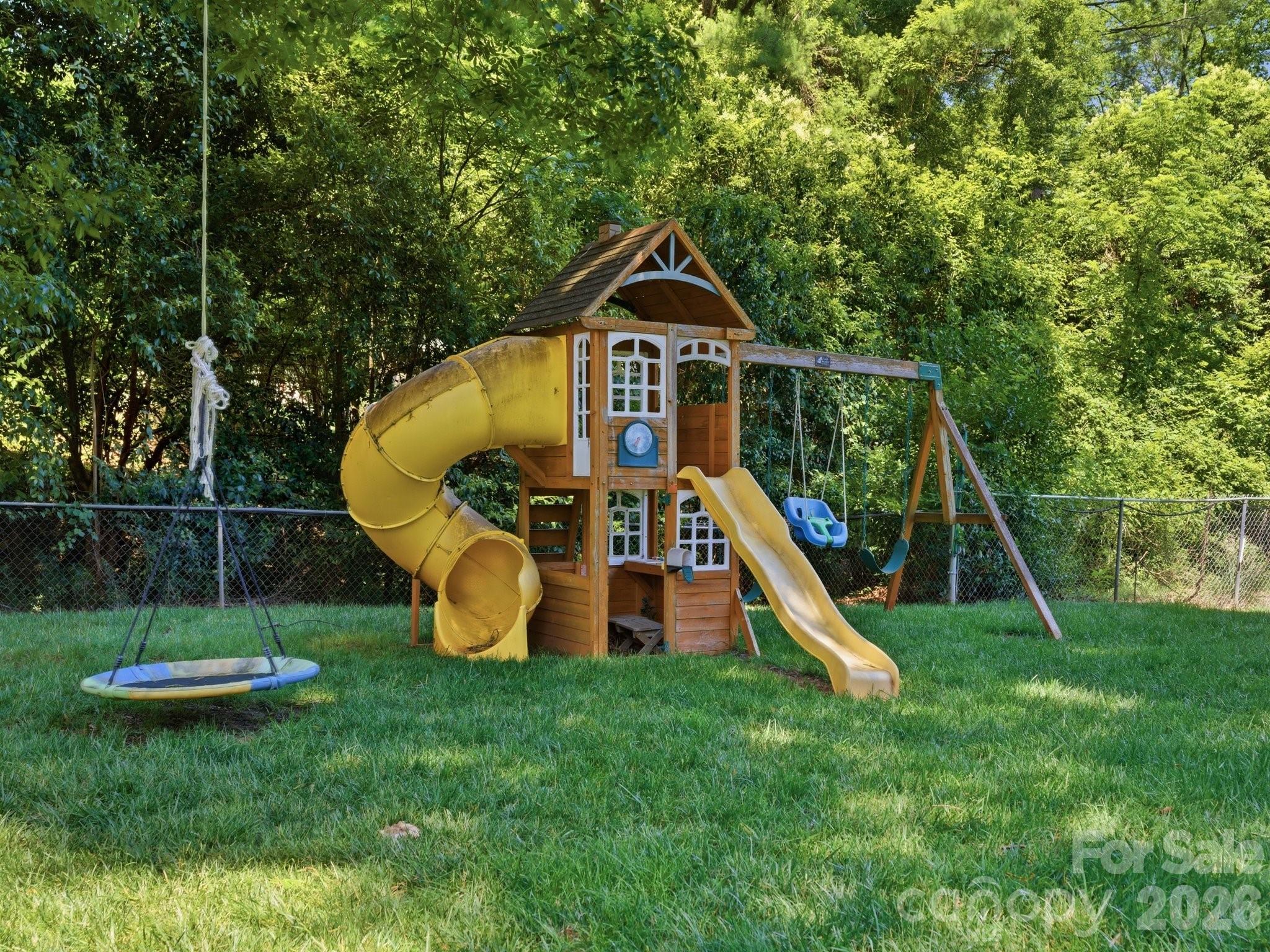 6819 Woodstock Drive Property Photo 38
