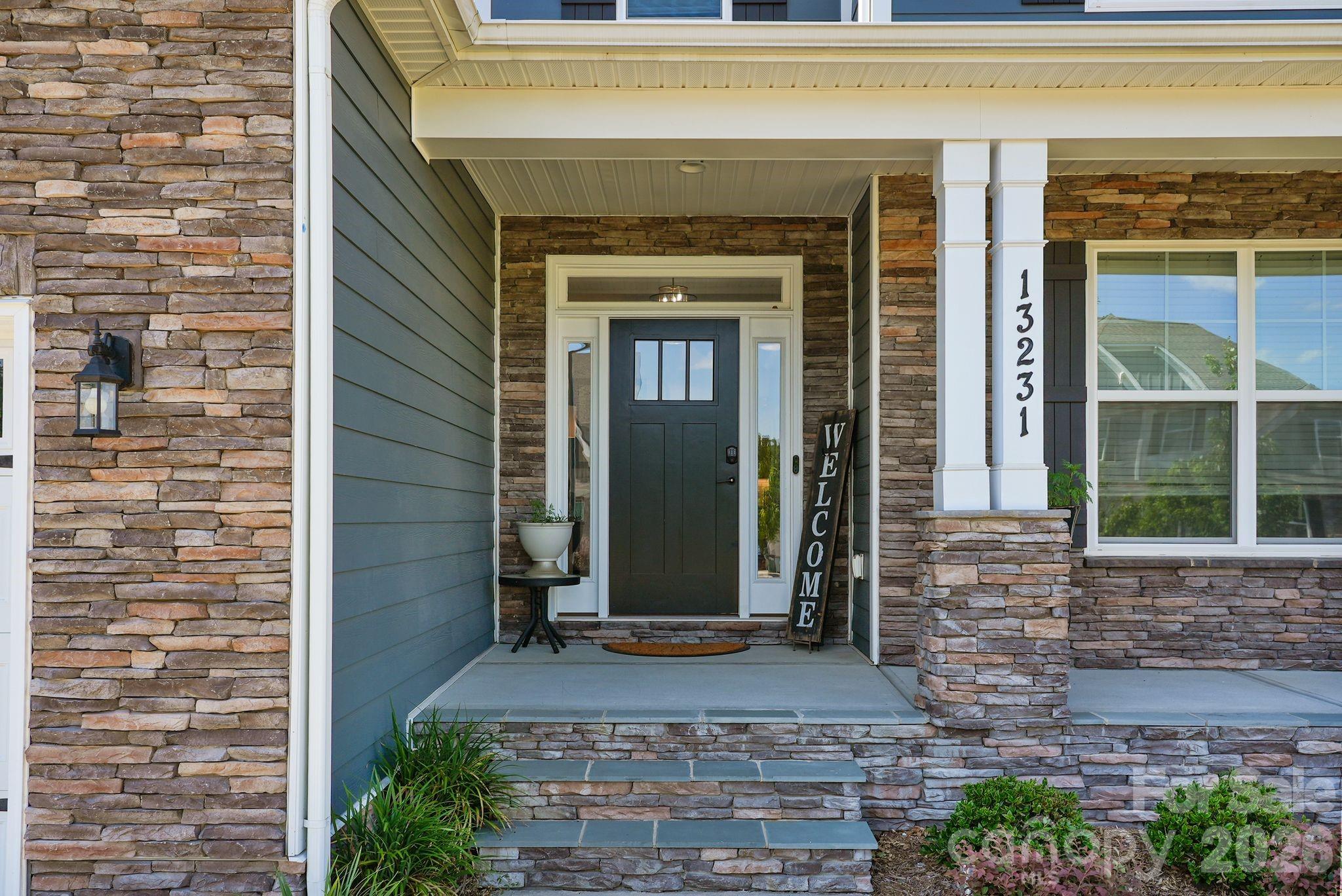 13231 Fiore Place Property Photo 2