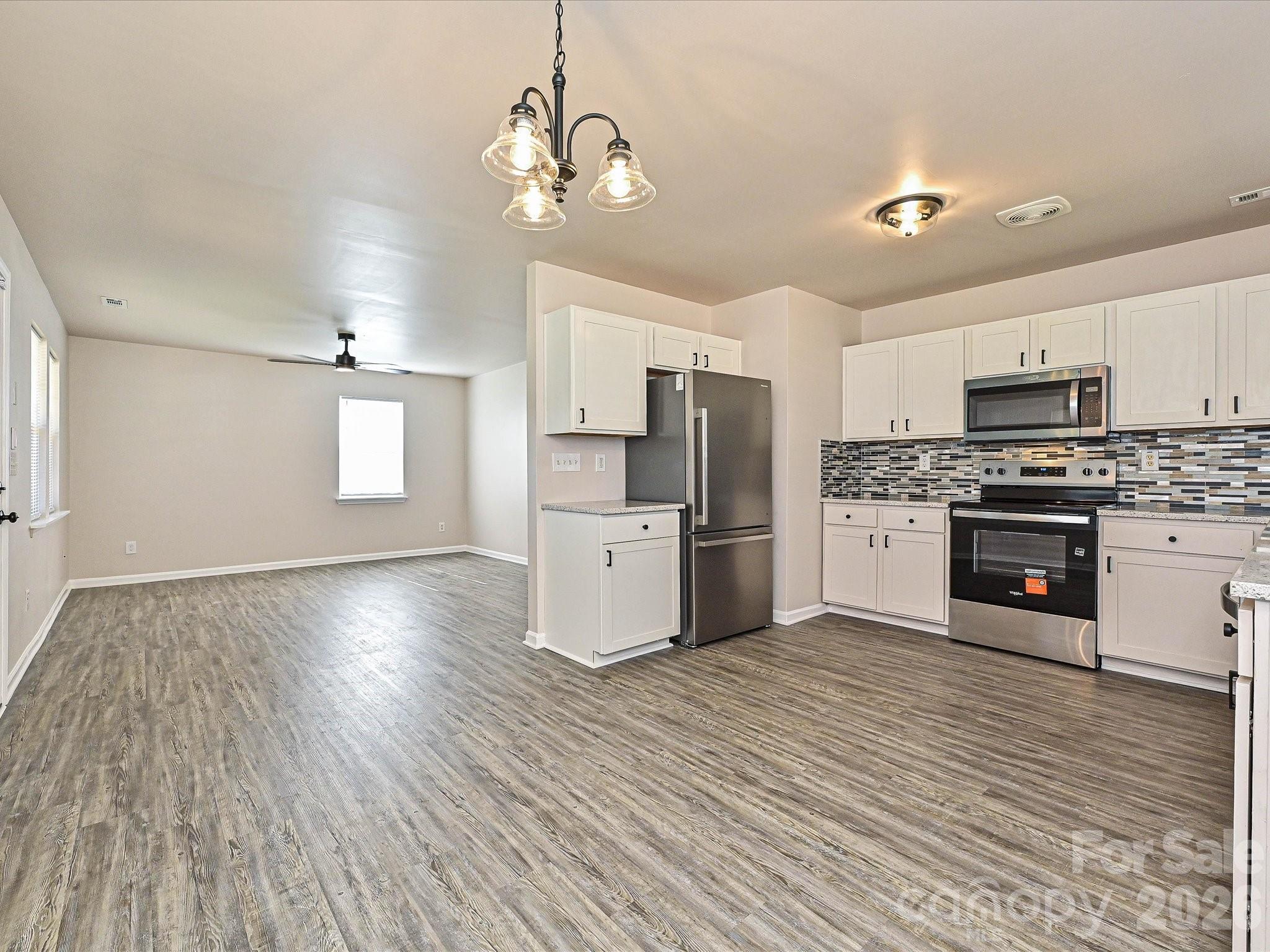 817 Wainwright Avenue Property Photo 12