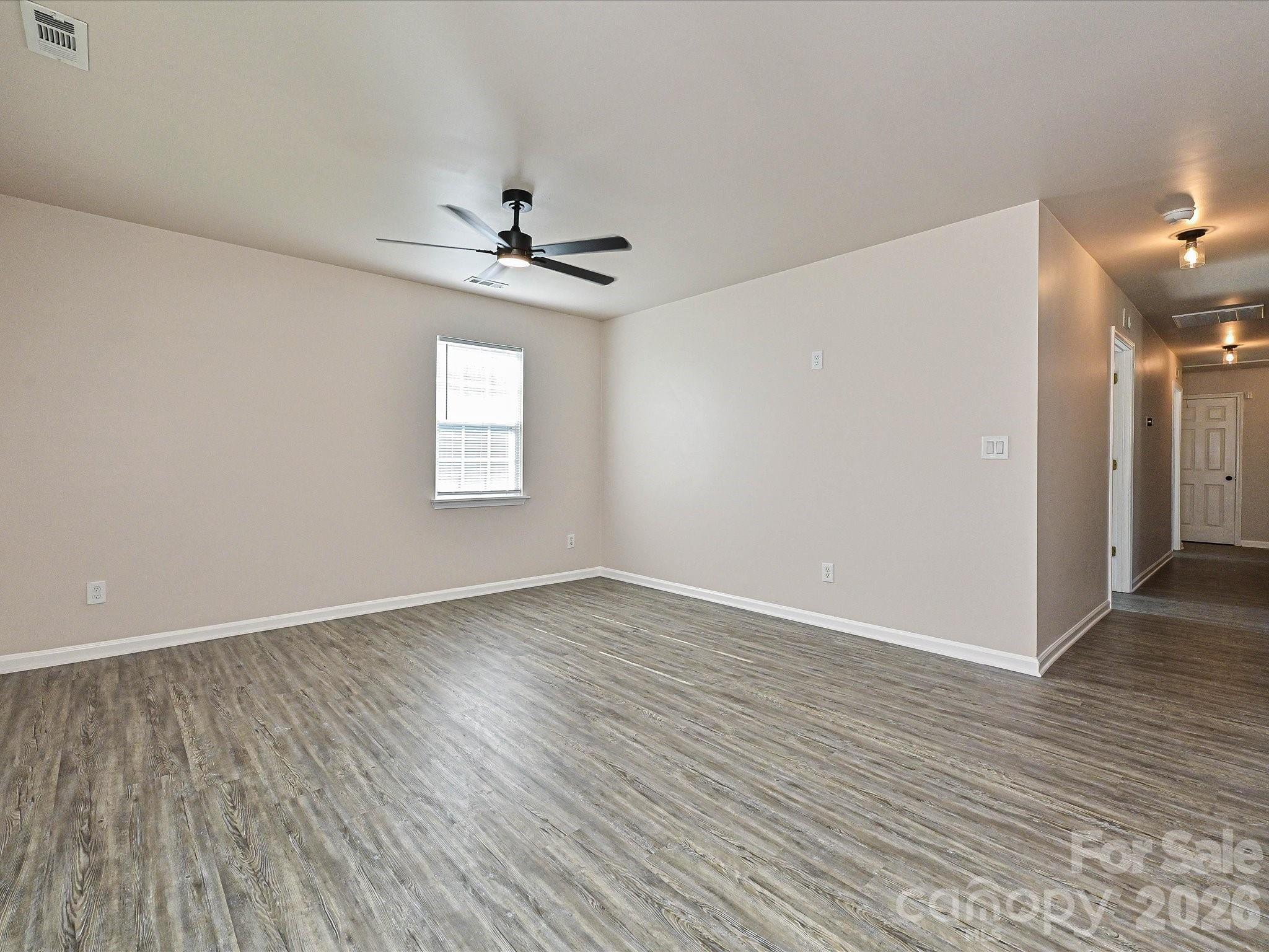 817 Wainwright Avenue Property Photo 13