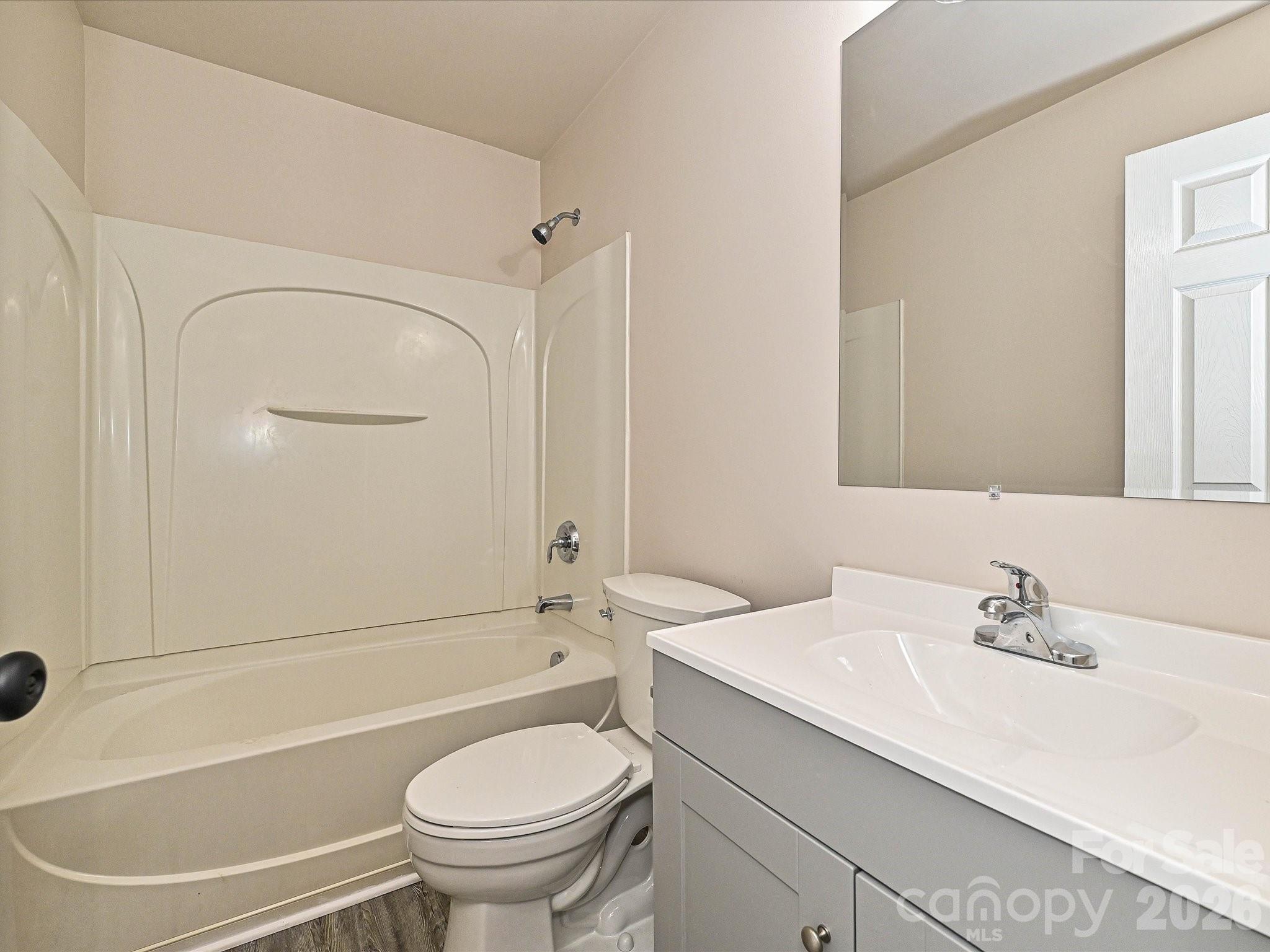 817 Wainwright Avenue Property Photo 19