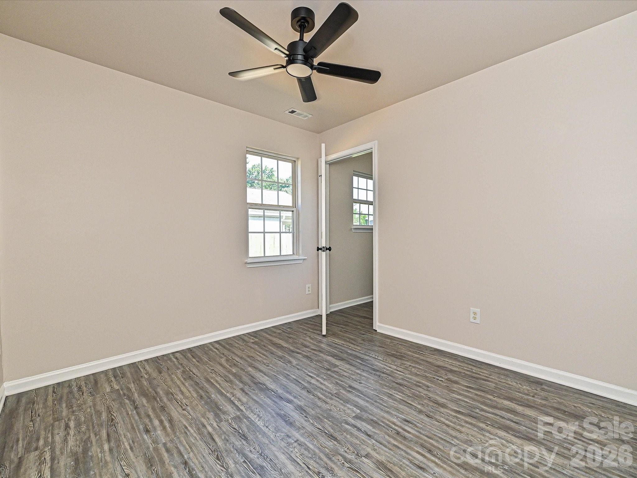 817 Wainwright Avenue Property Photo 21