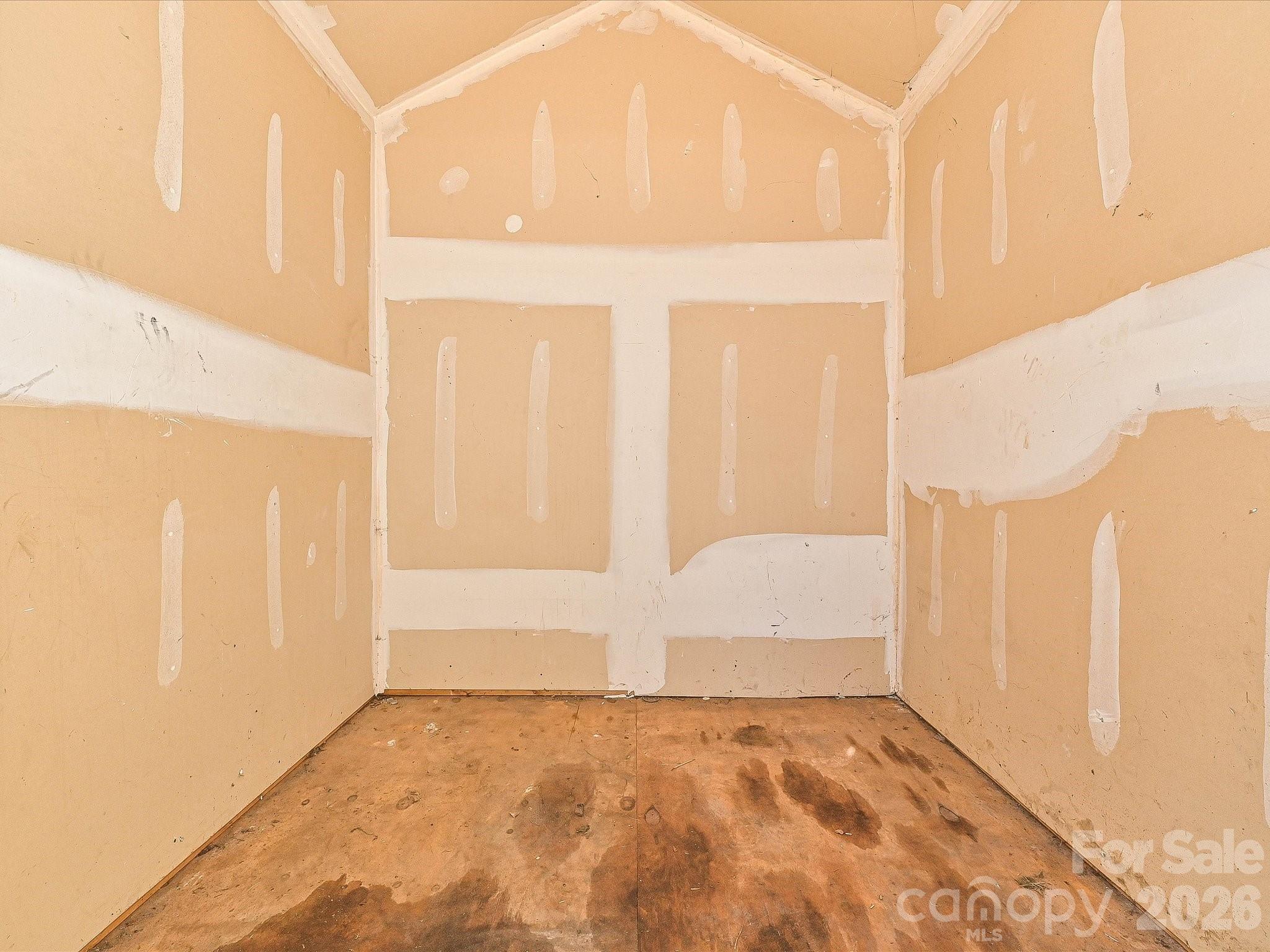 817 Wainwright Avenue Property Photo 27