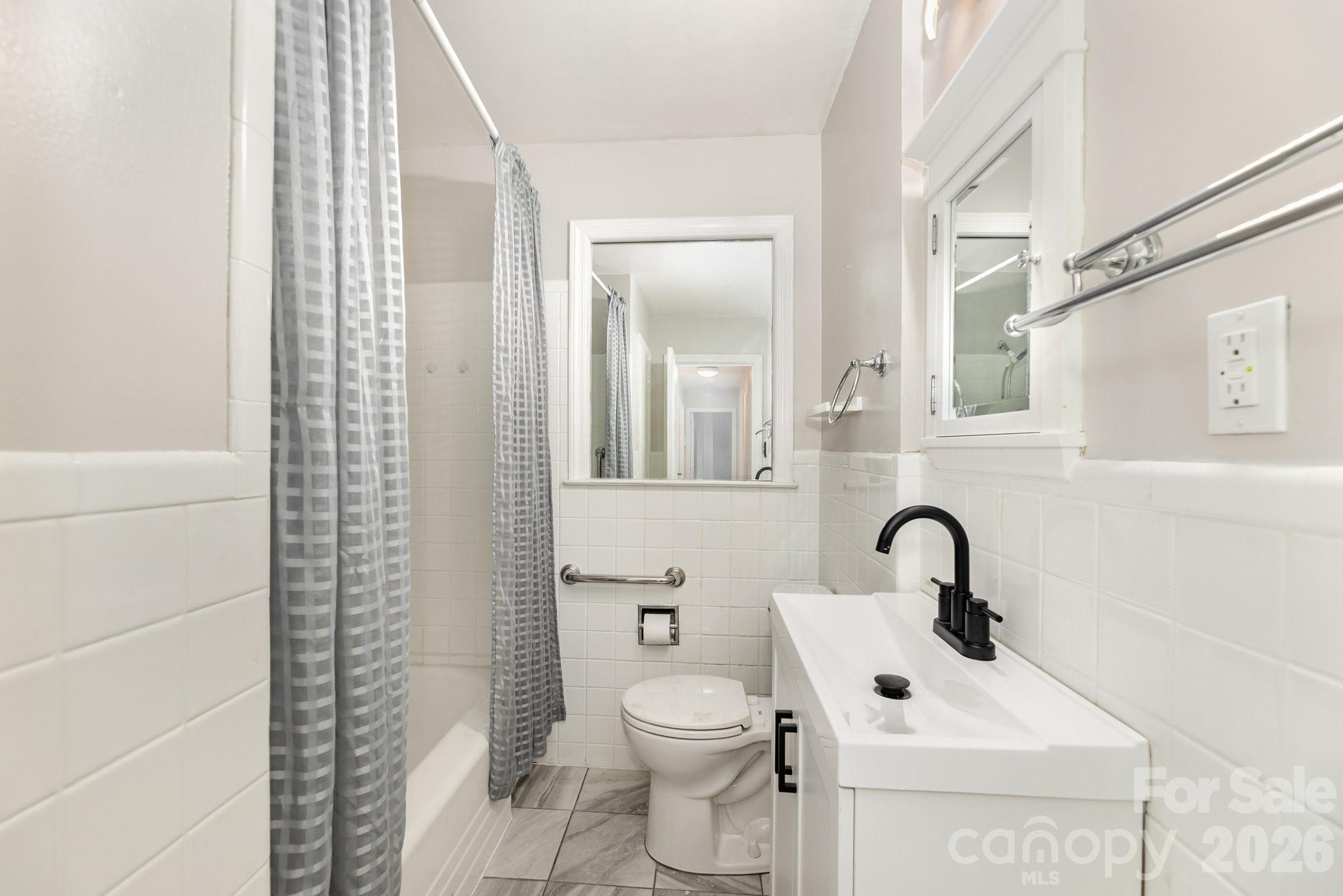 1355 Leheigh Court Property Photo 6