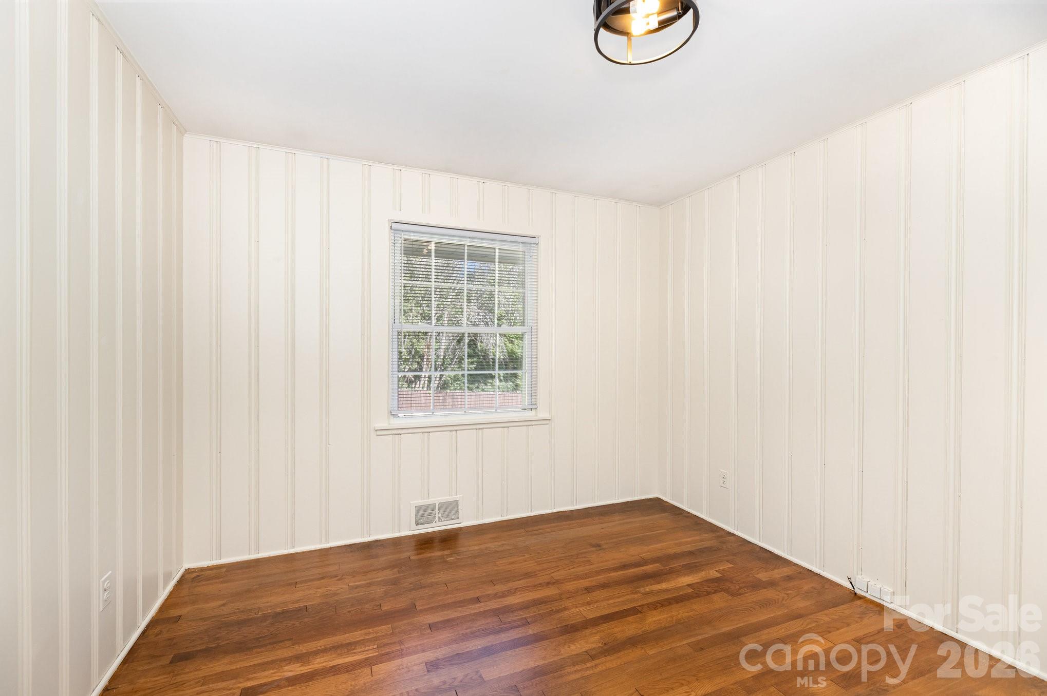 1355 Leheigh Court Property Photo 8