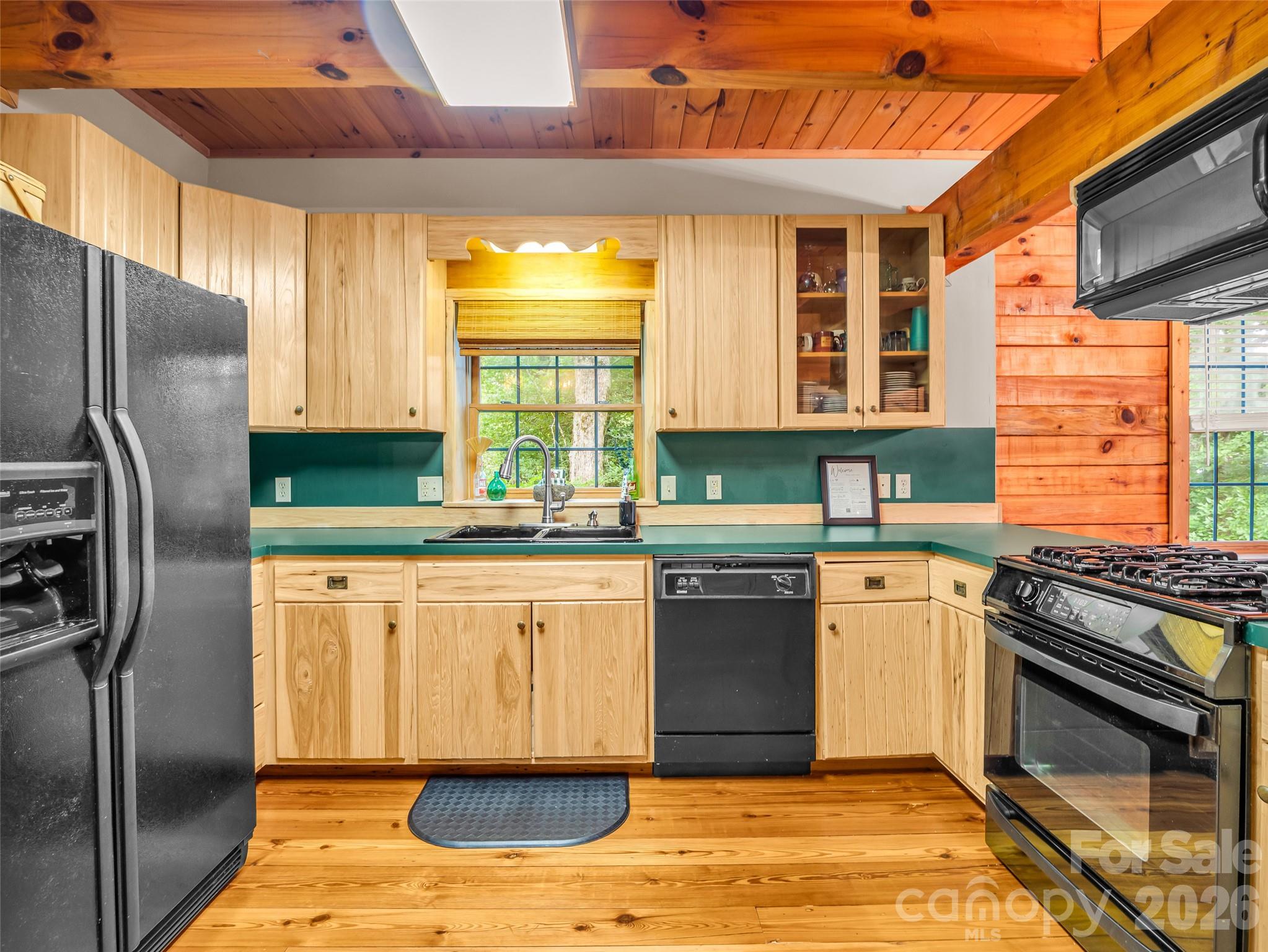 145 Lucas Lane Property Photo 12