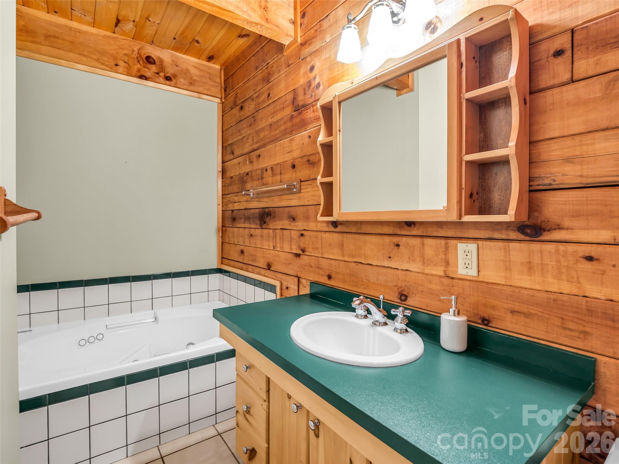 145 Lucas Lane Property Photo 18