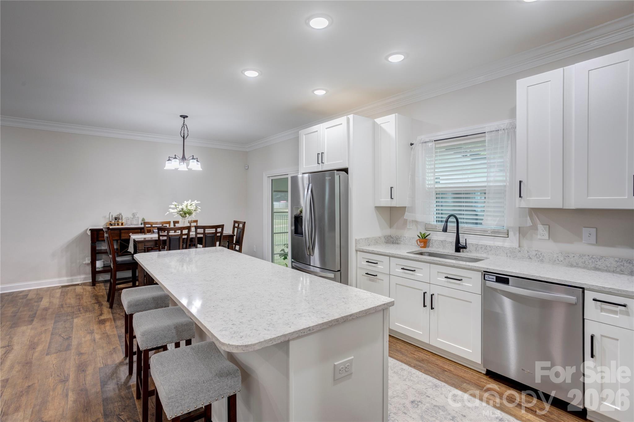 317 Oak Brook Drive Property Photo 11