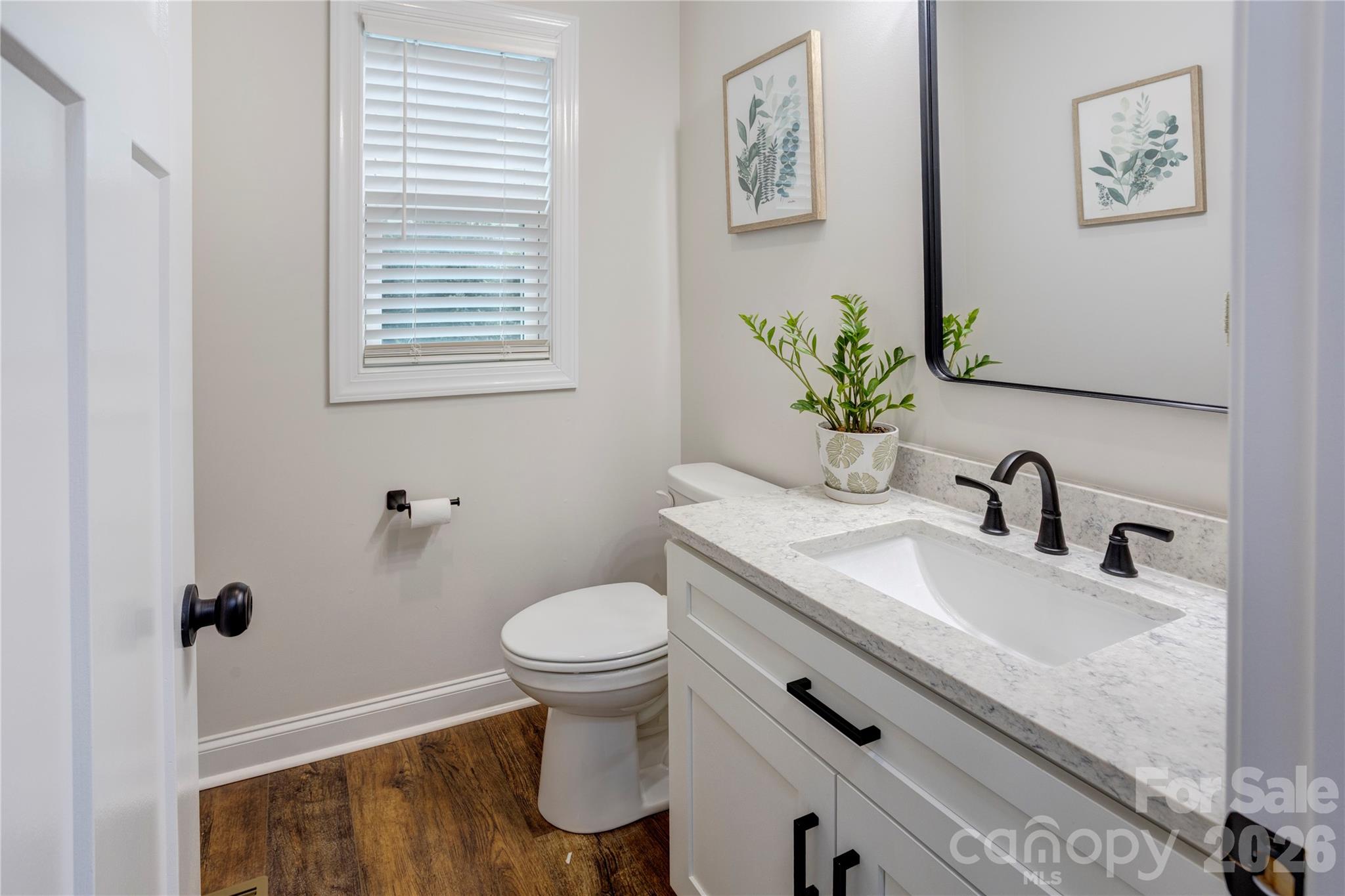 317 Oak Brook Drive Property Photo 17