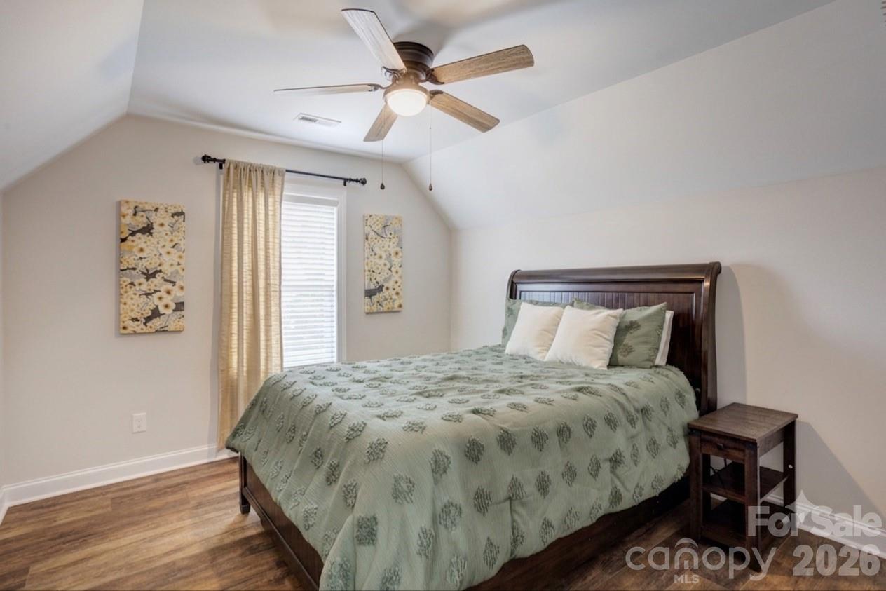 317 Oak Brook Drive Property Photo 24