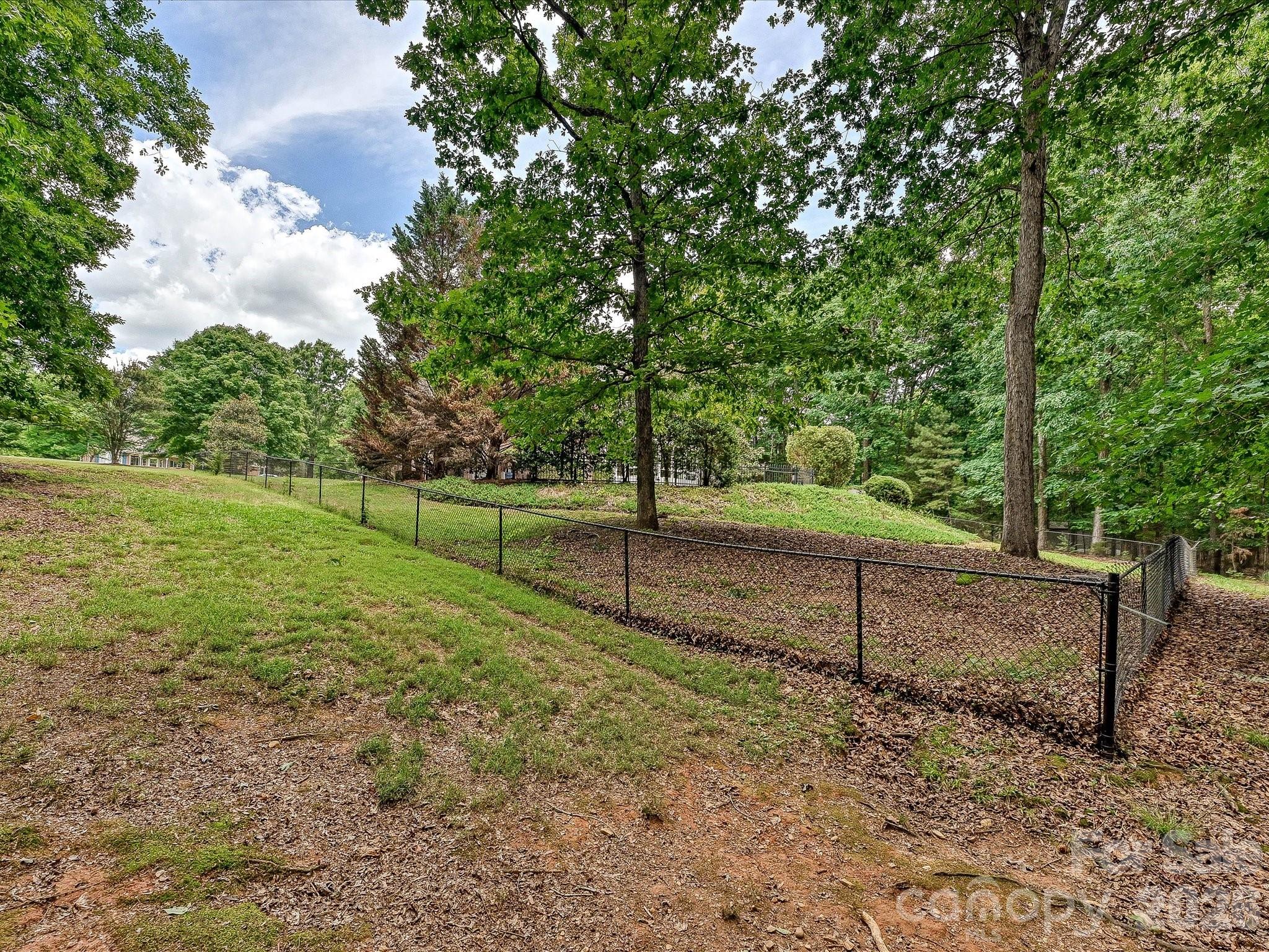 2744 W Pinewood Road Property Photo 40