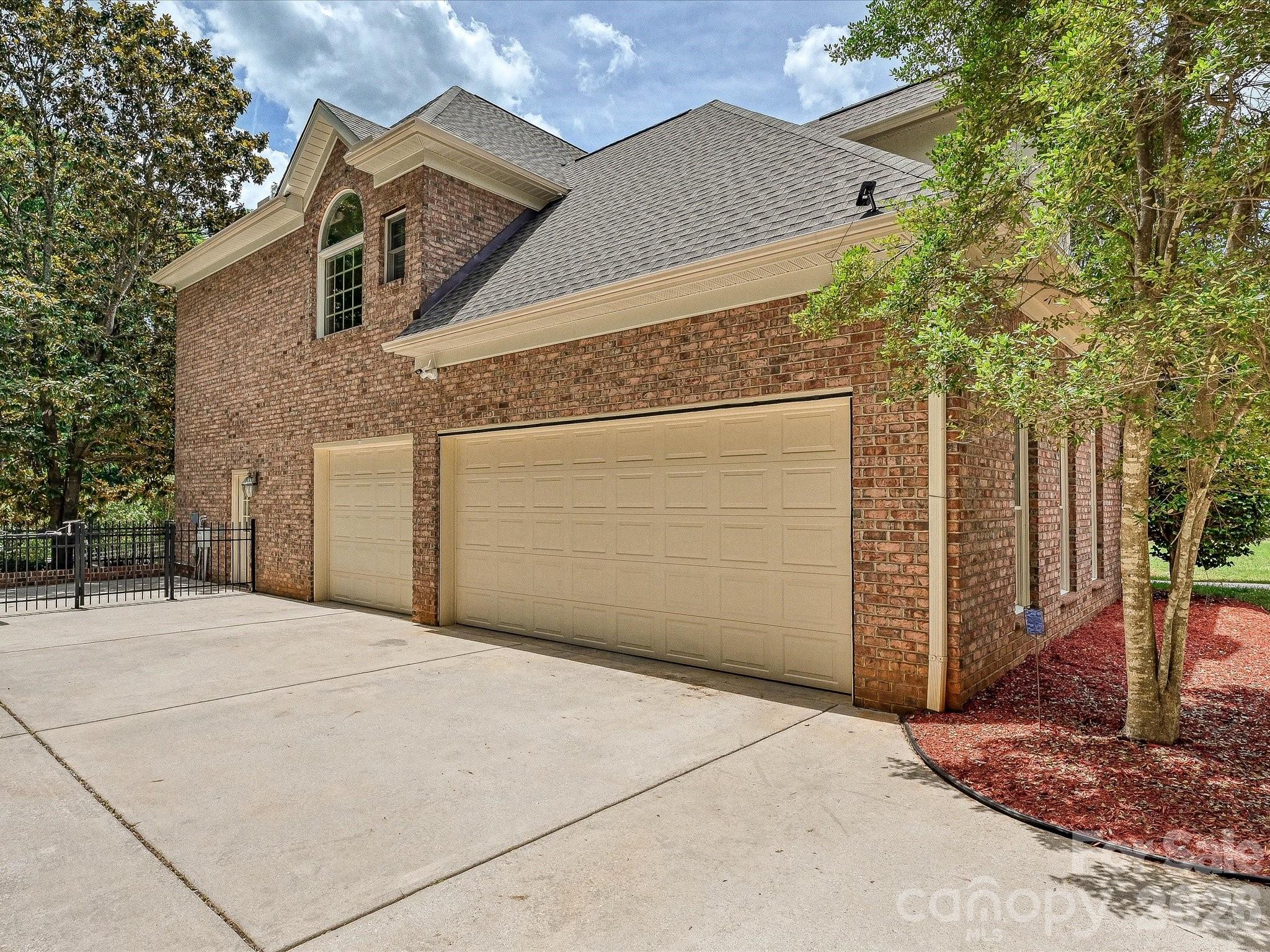 2744 W Pinewood Road Property Photo 41
