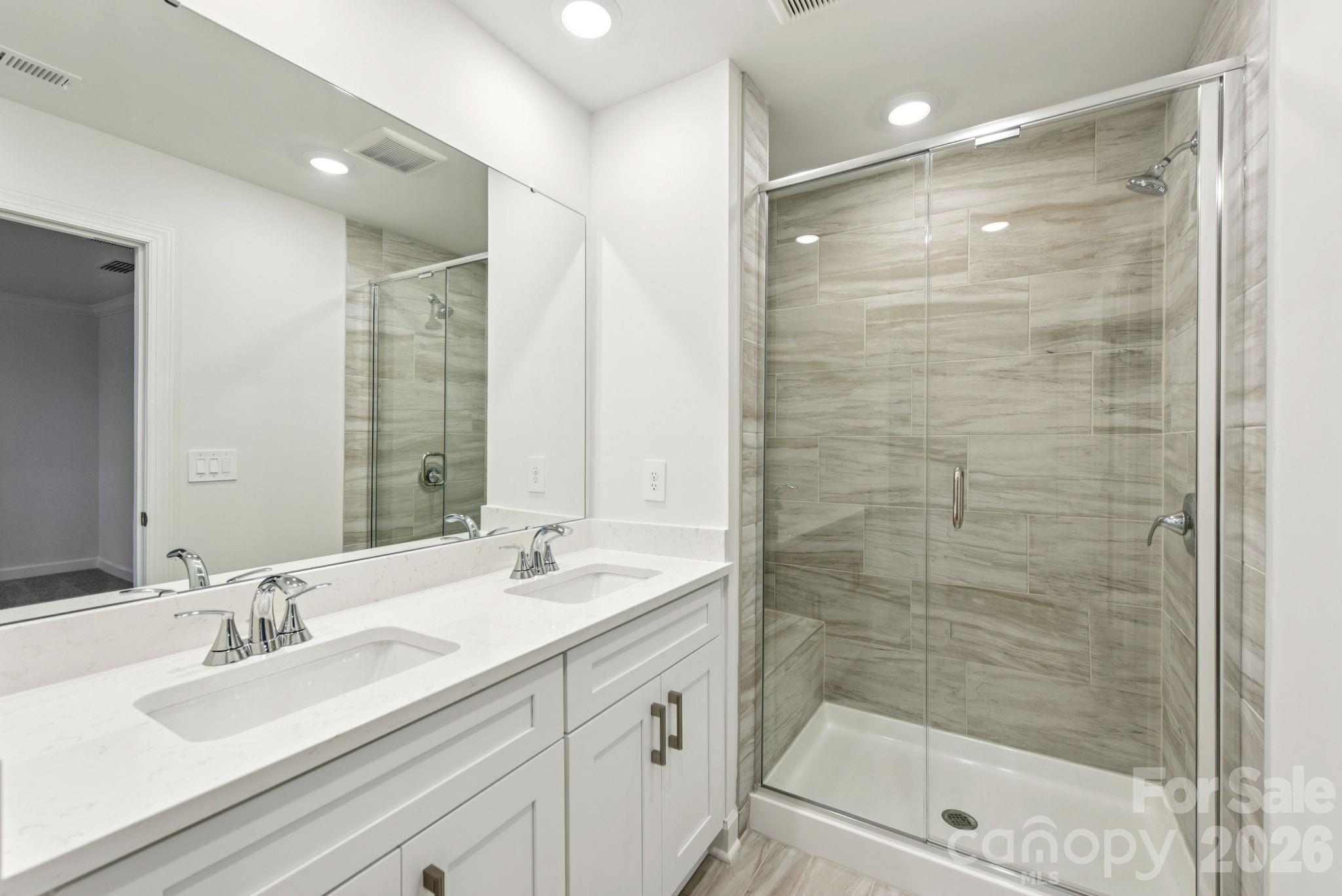 460 Markridge Loop Property Photo 22