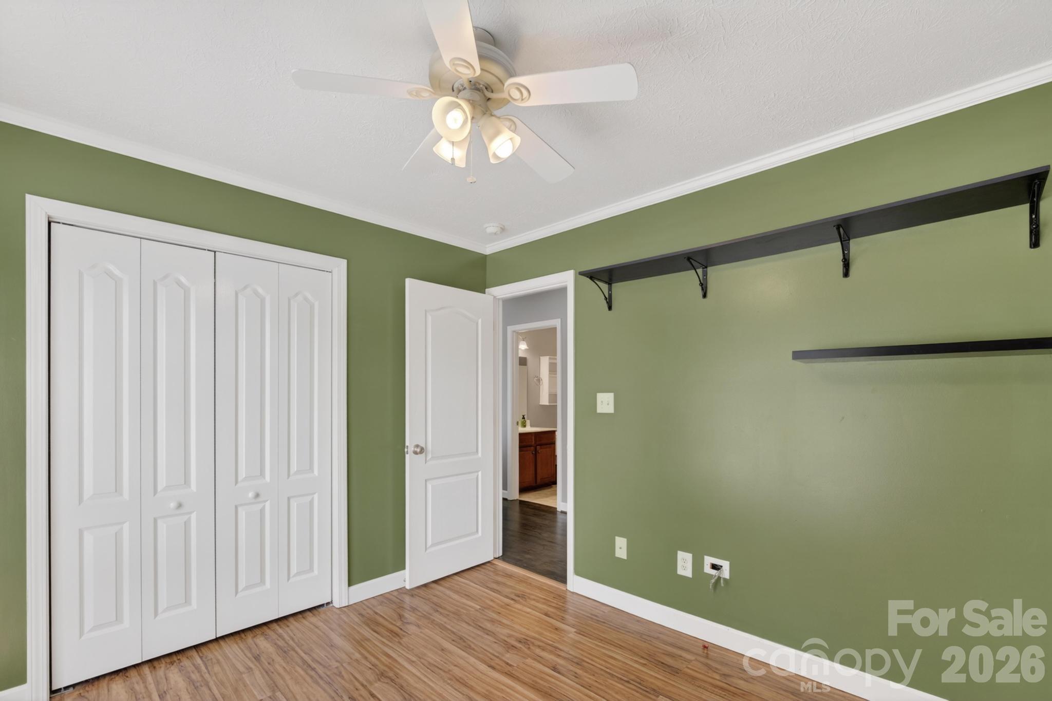 1590 Mayfair Drive Property Photo 8