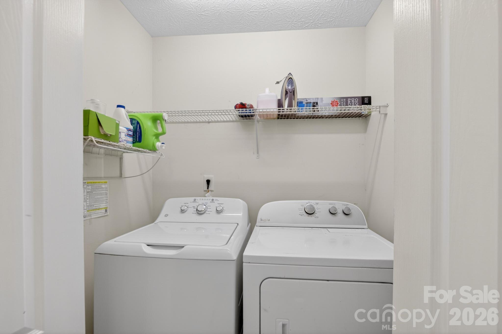 1590 Mayfair Drive Property Photo 33