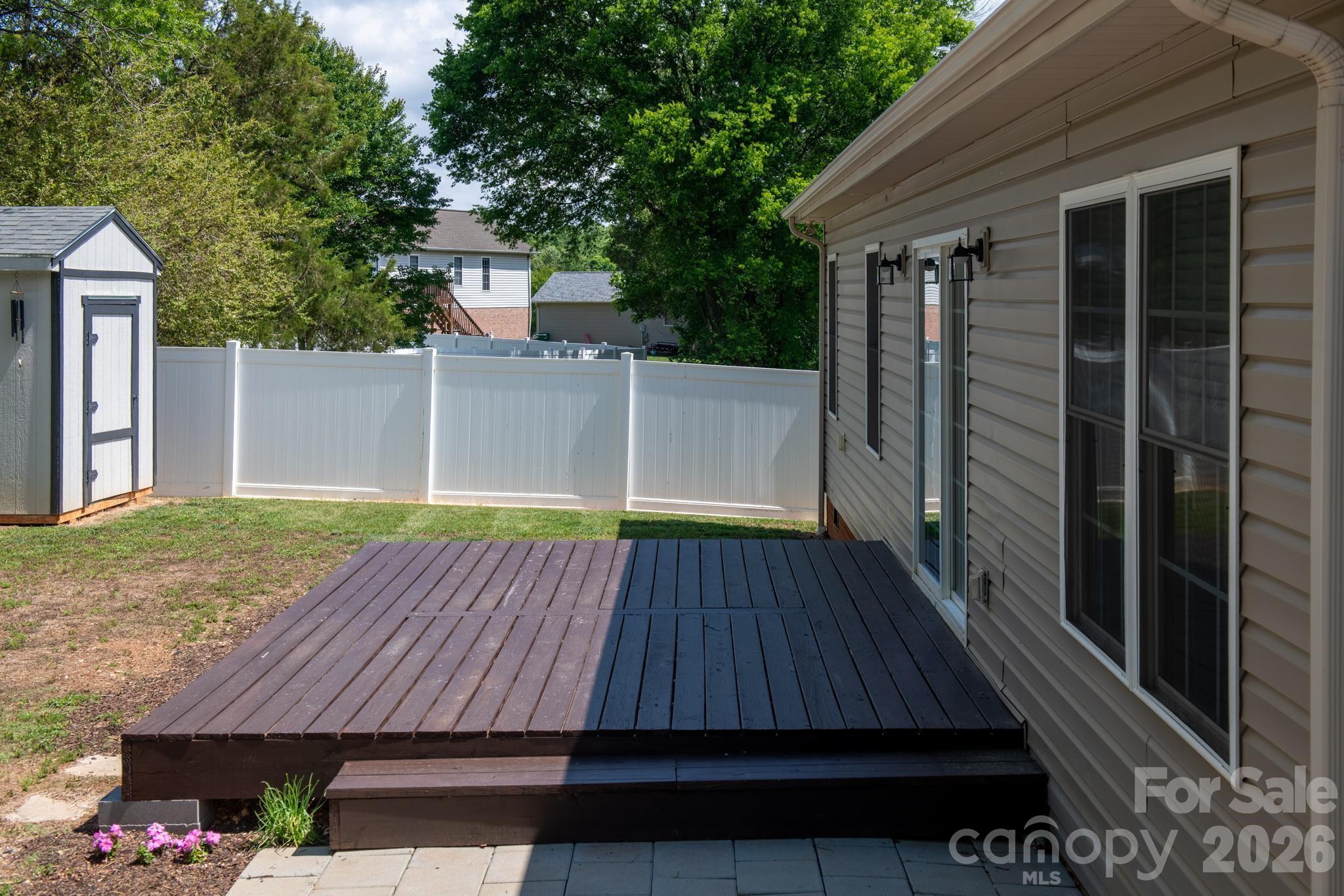 1590 Mayfair Drive Property Photo 36
