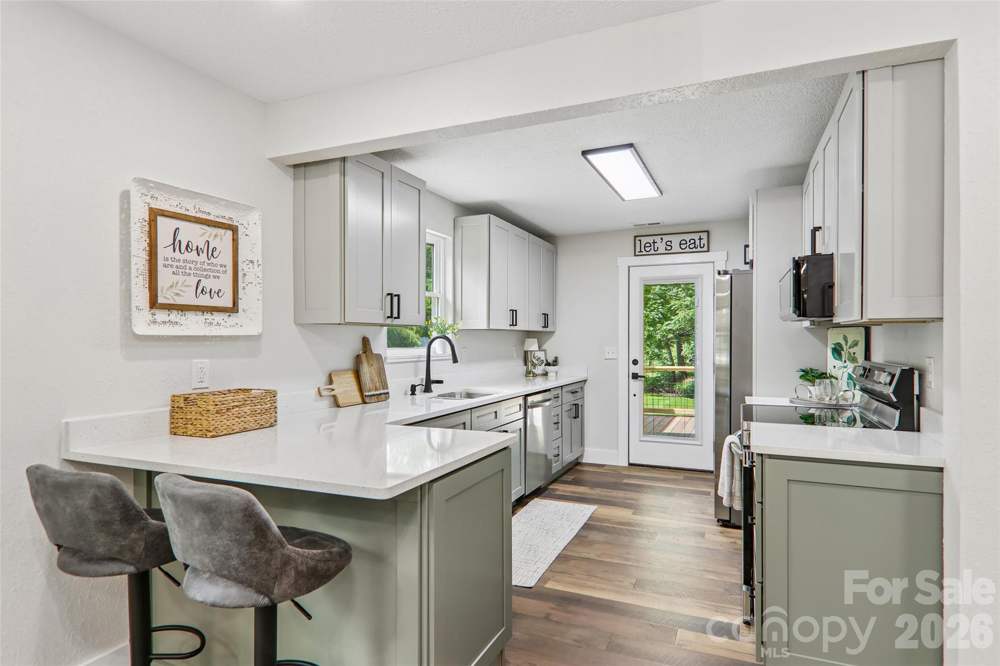169 East Street Property Photo 15