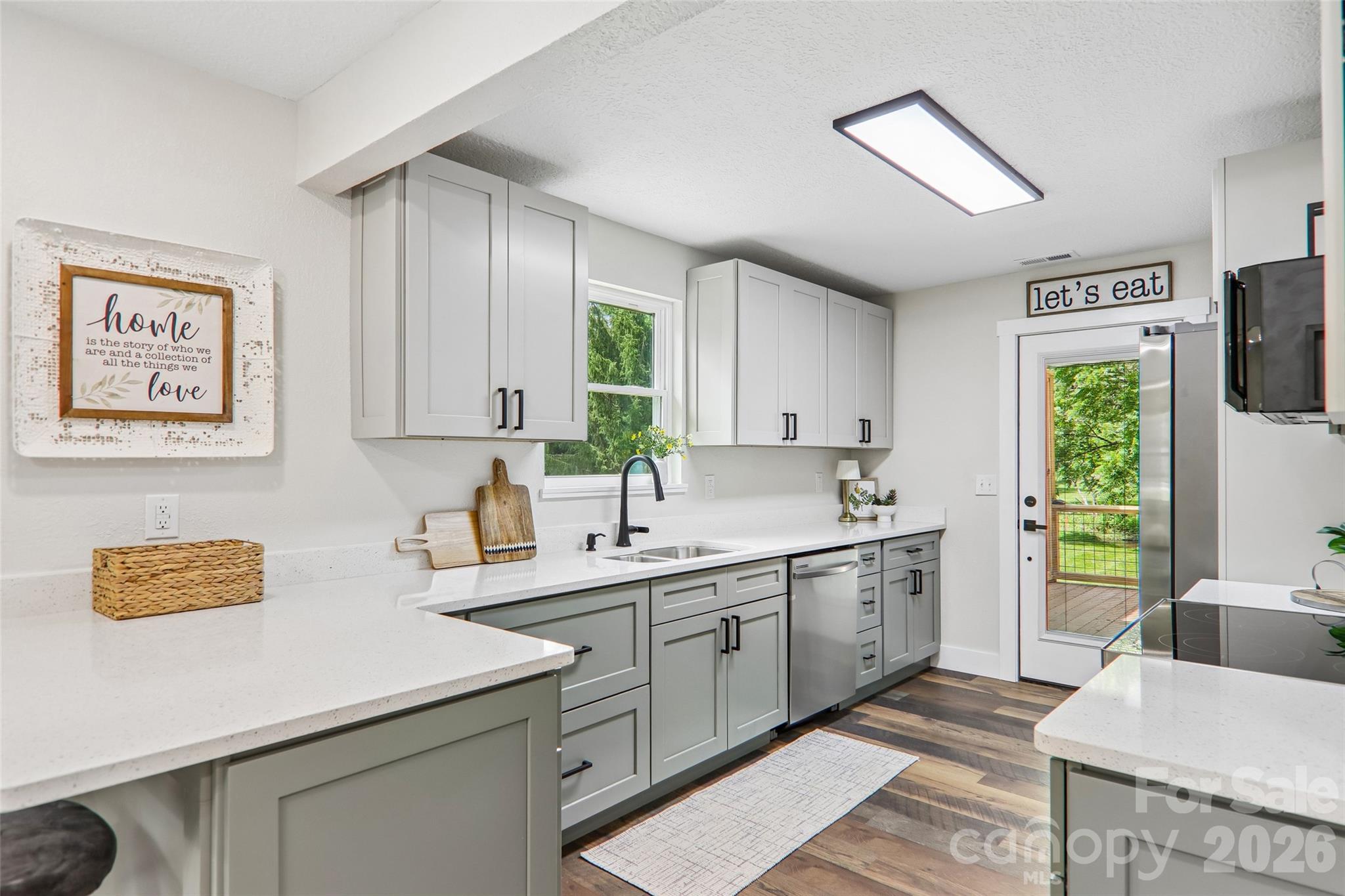 169 East Street Property Photo 16