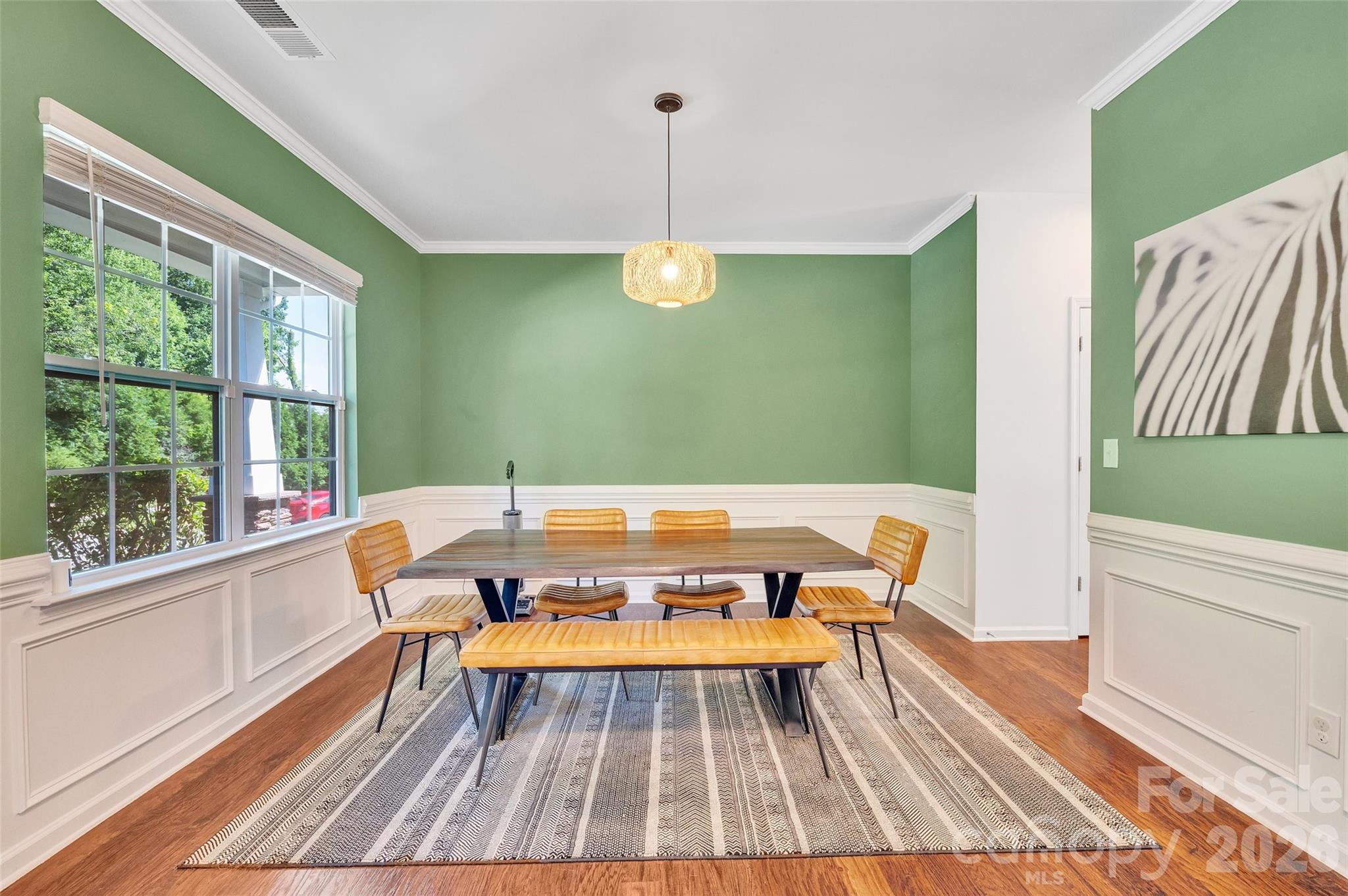 112 Kingsway Drive Property Photo 3