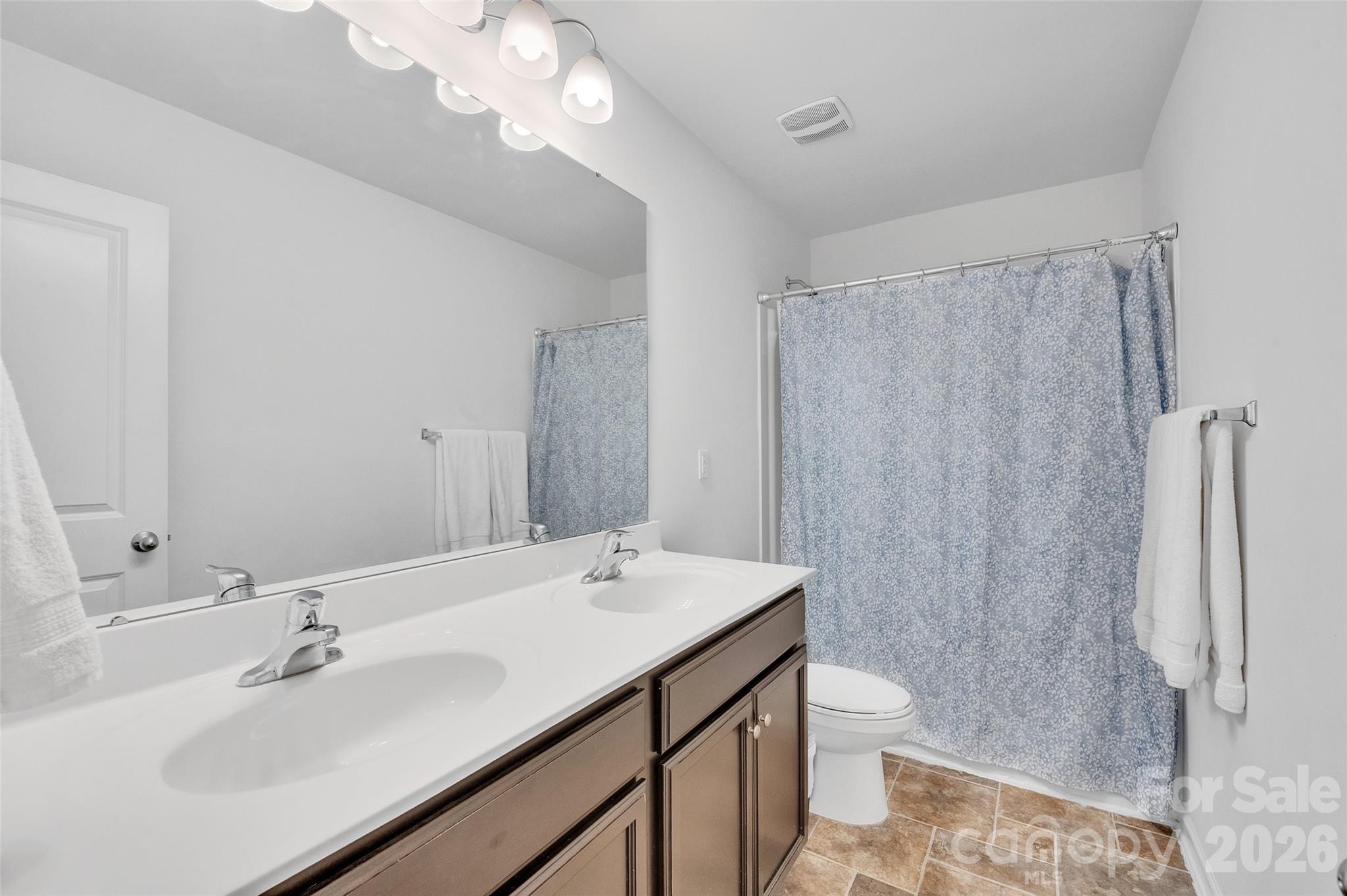 112 Kingsway Drive Property Photo 16