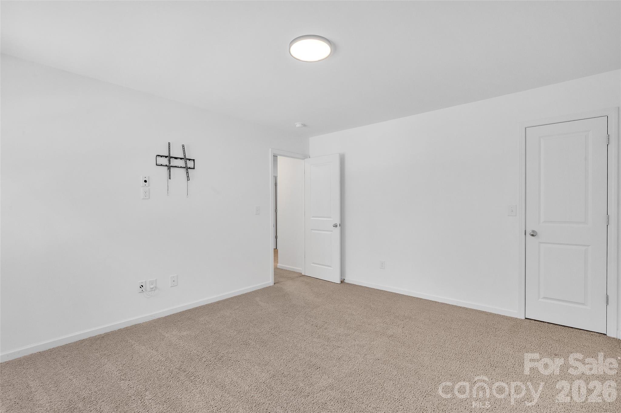 112 Kingsway Drive Property Photo 19