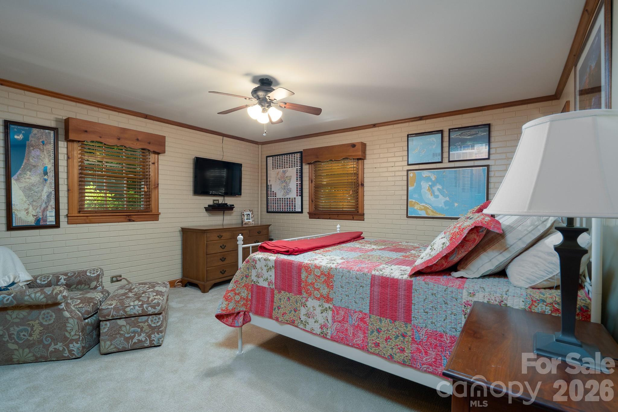 326 Richmond Road Property Photo 6
