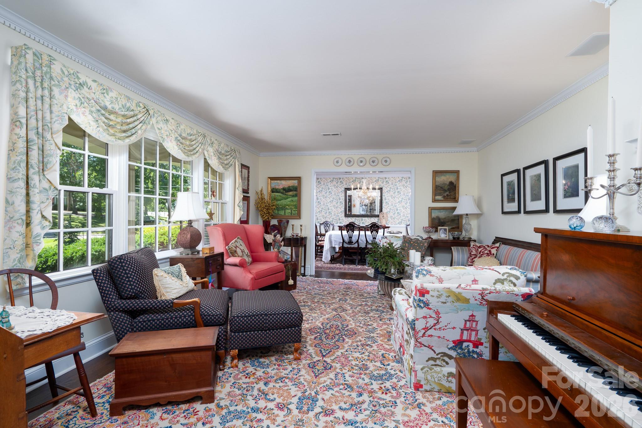 326 Richmond Road Property Photo 22