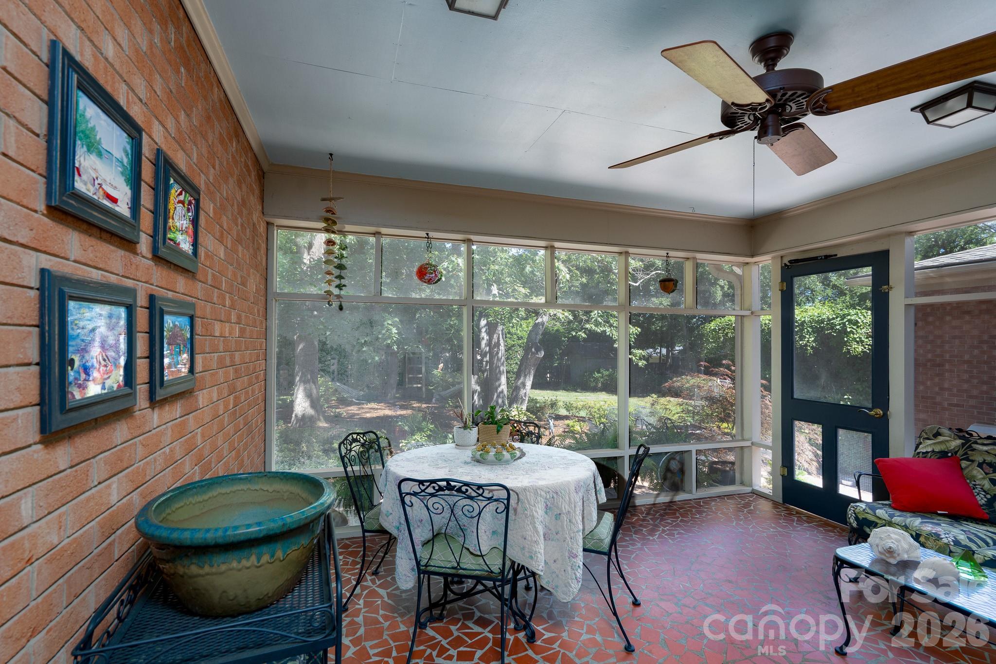 326 Richmond Road Property Photo 35