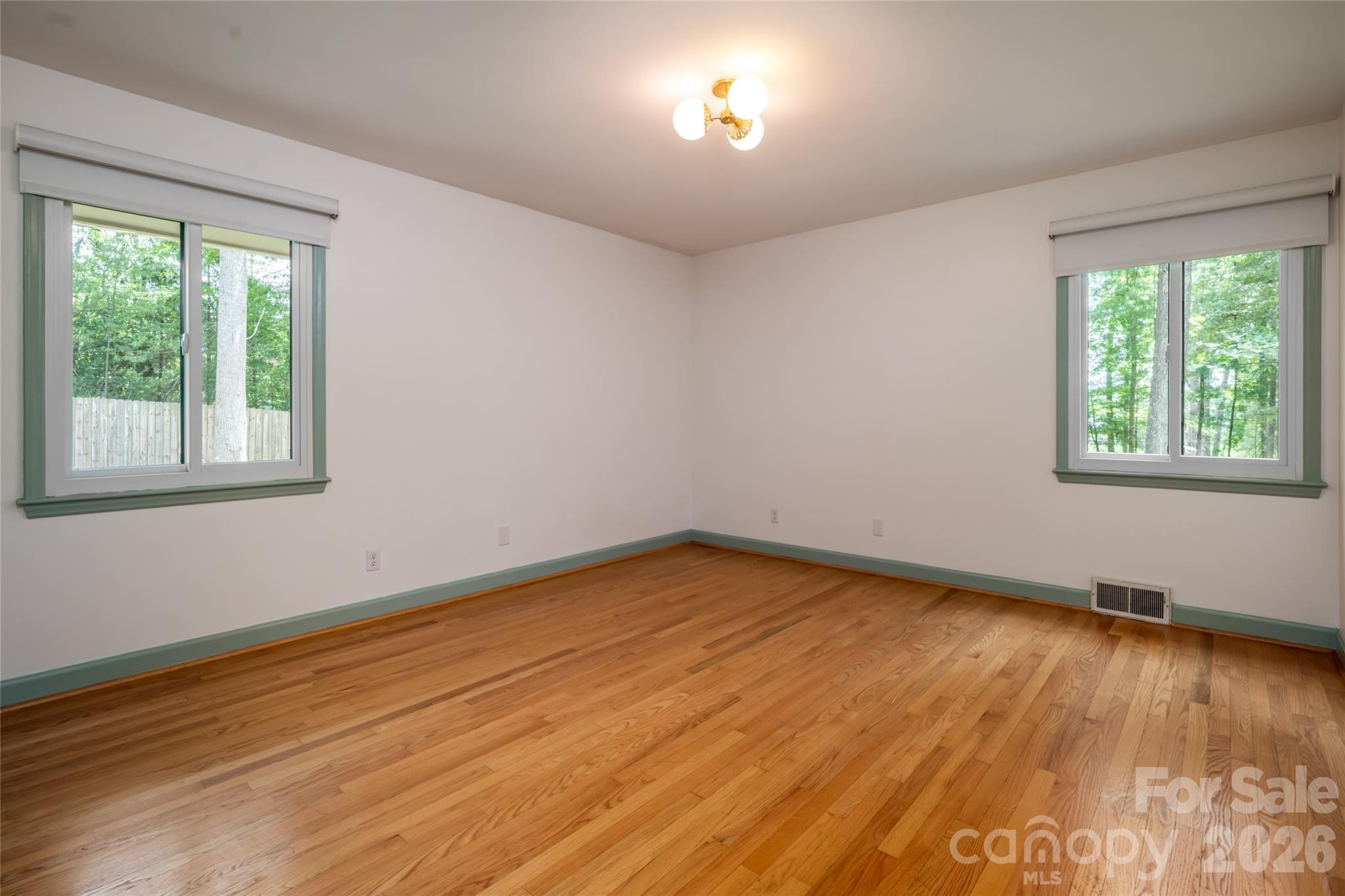 24 Amherst Road Property Photo 30