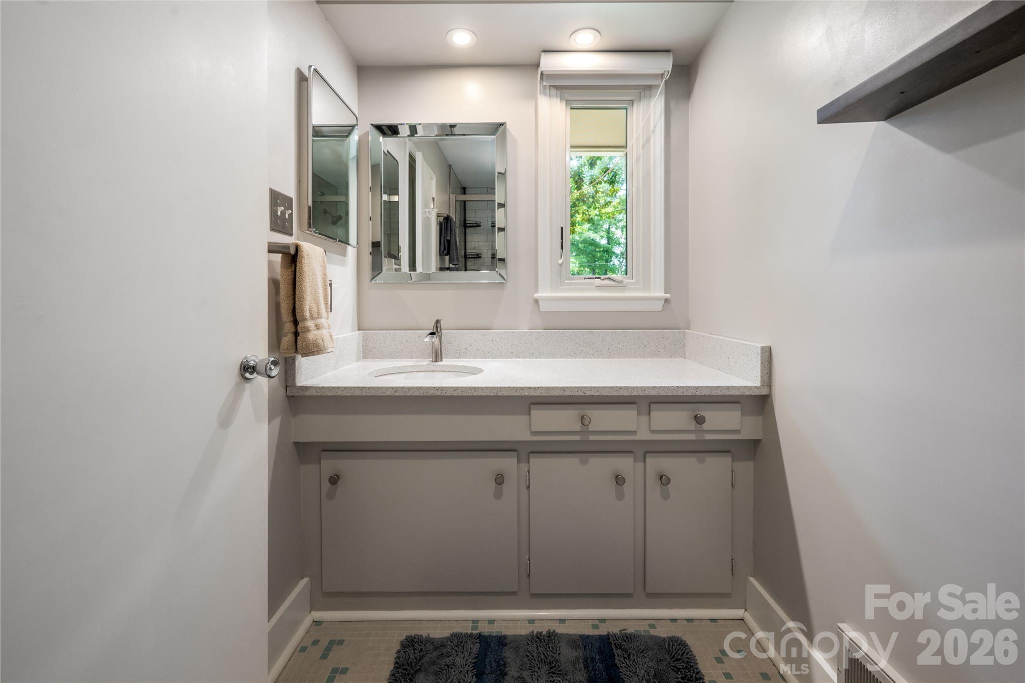 24 Amherst Road Property Photo 34