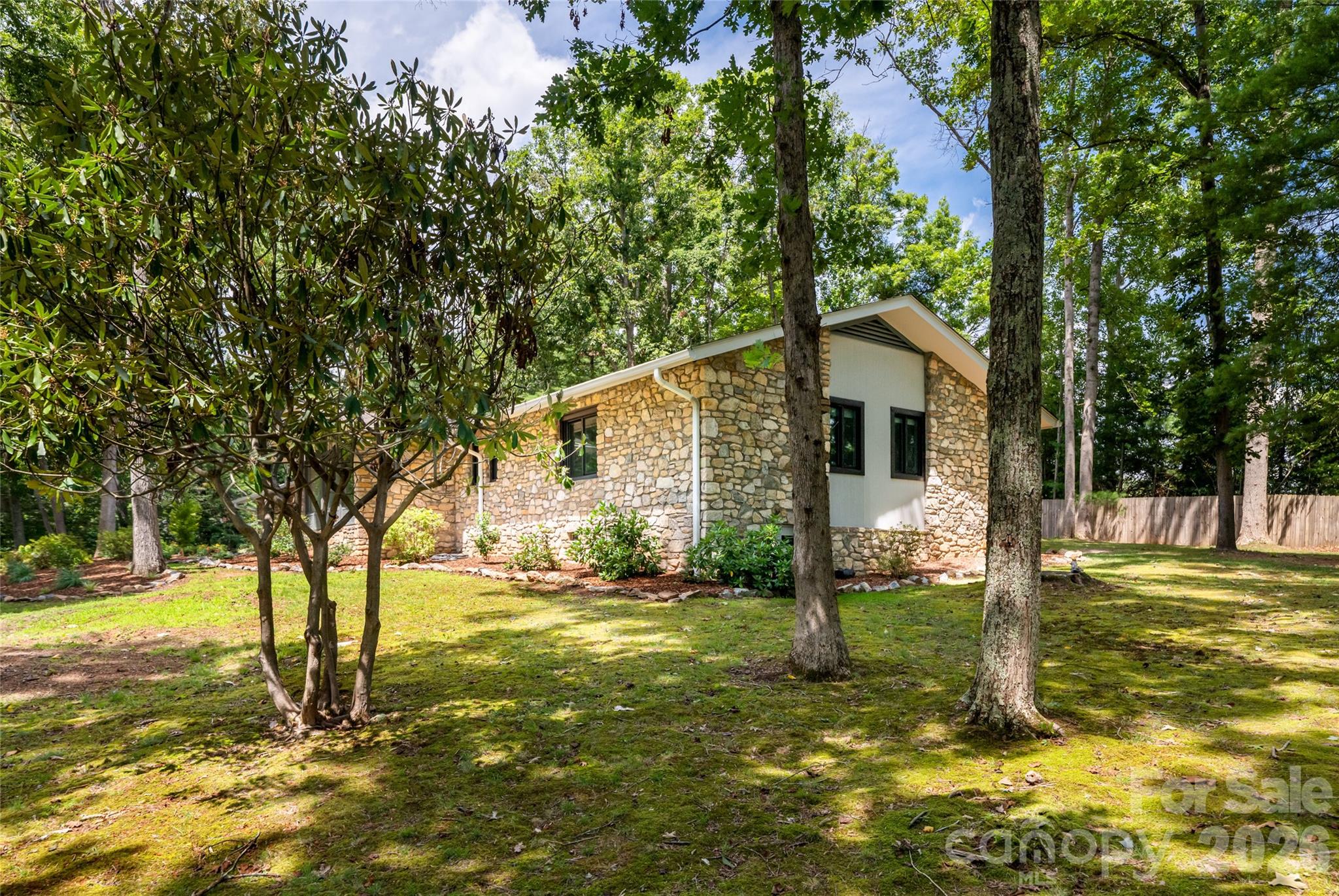 24 Amherst Road Property Photo 47
