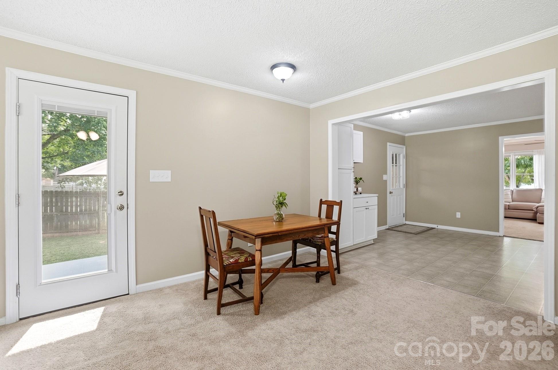 5542 Randolph Road Property Photo 17