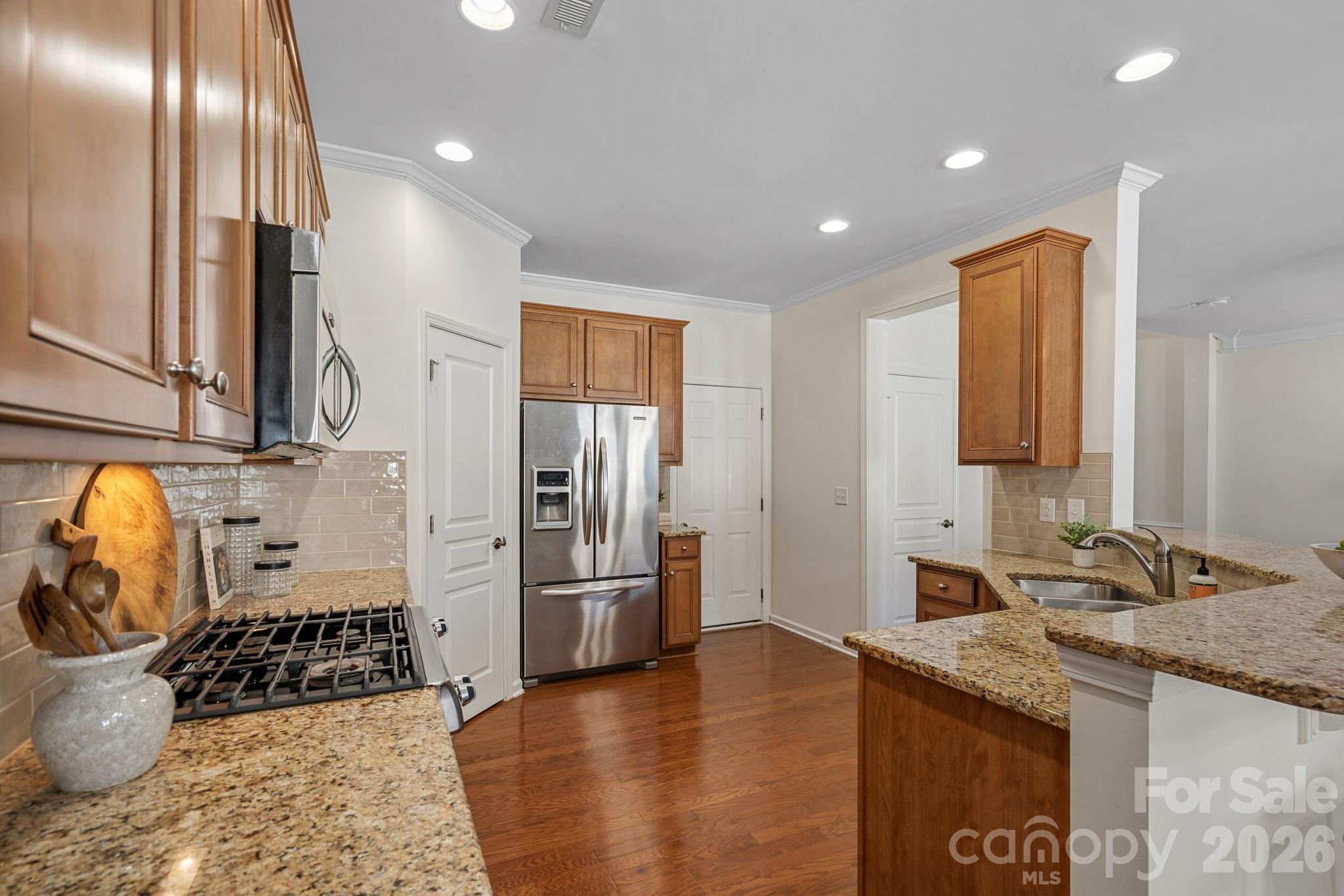 1809 Royal Gorge Avenue Property Photo 10