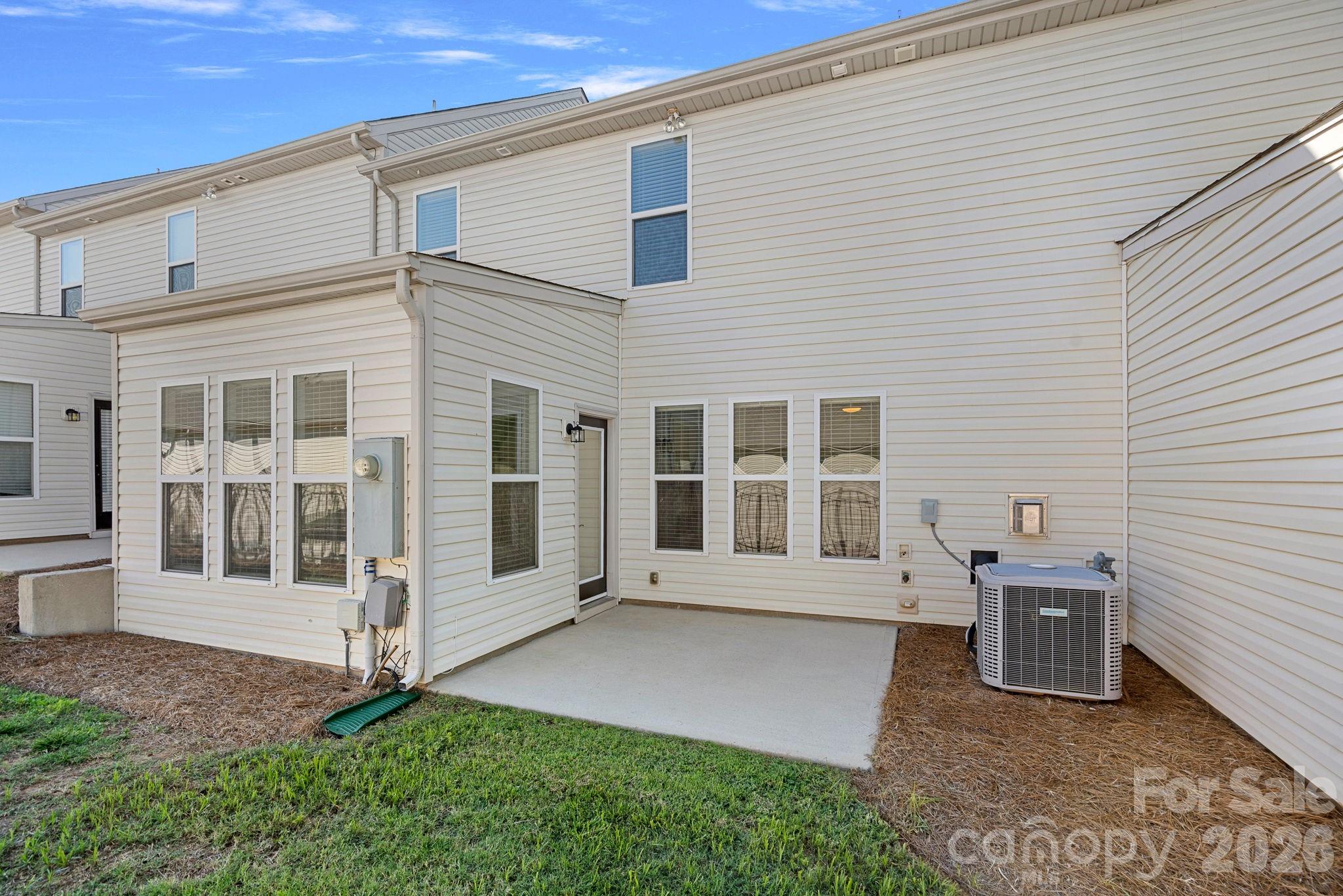1809 Royal Gorge Avenue Property Photo 18