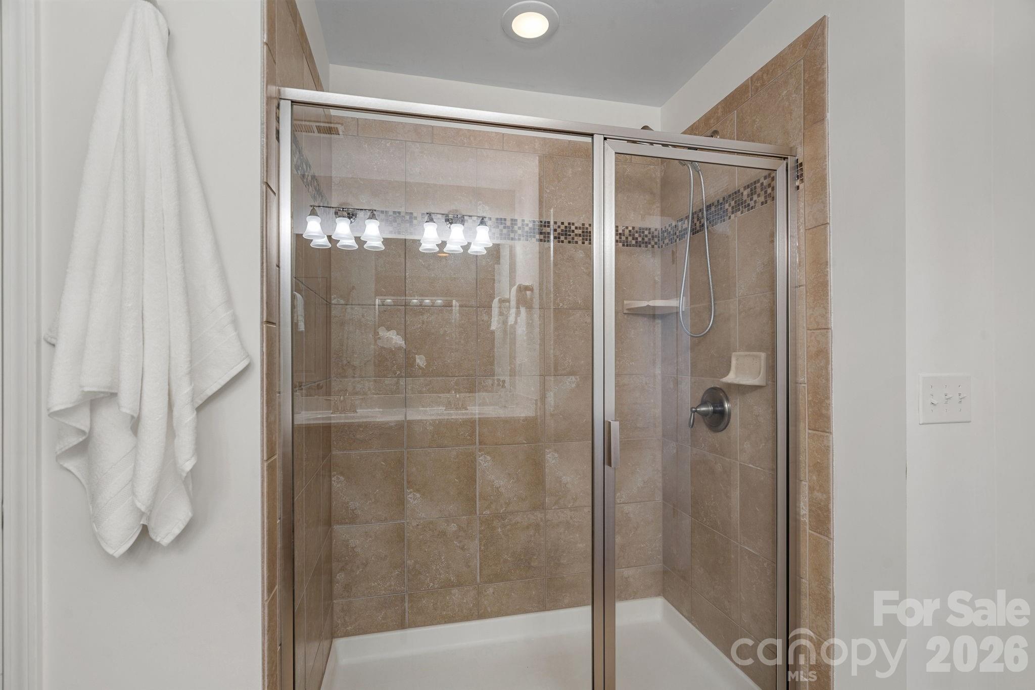 1809 Royal Gorge Avenue Property Photo 26
