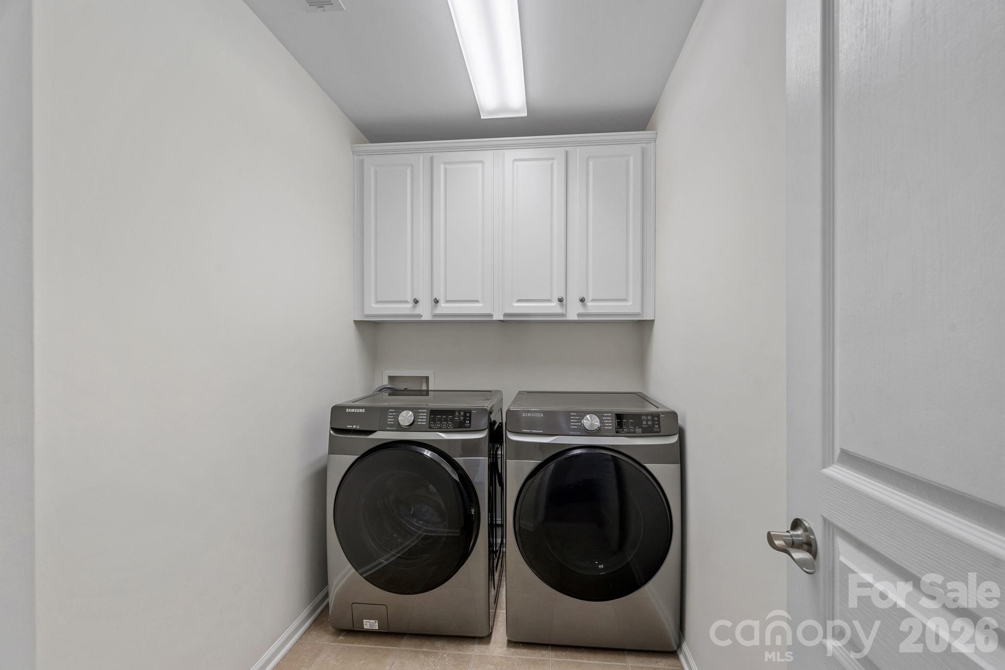 1809 Royal Gorge Avenue Property Photo 32