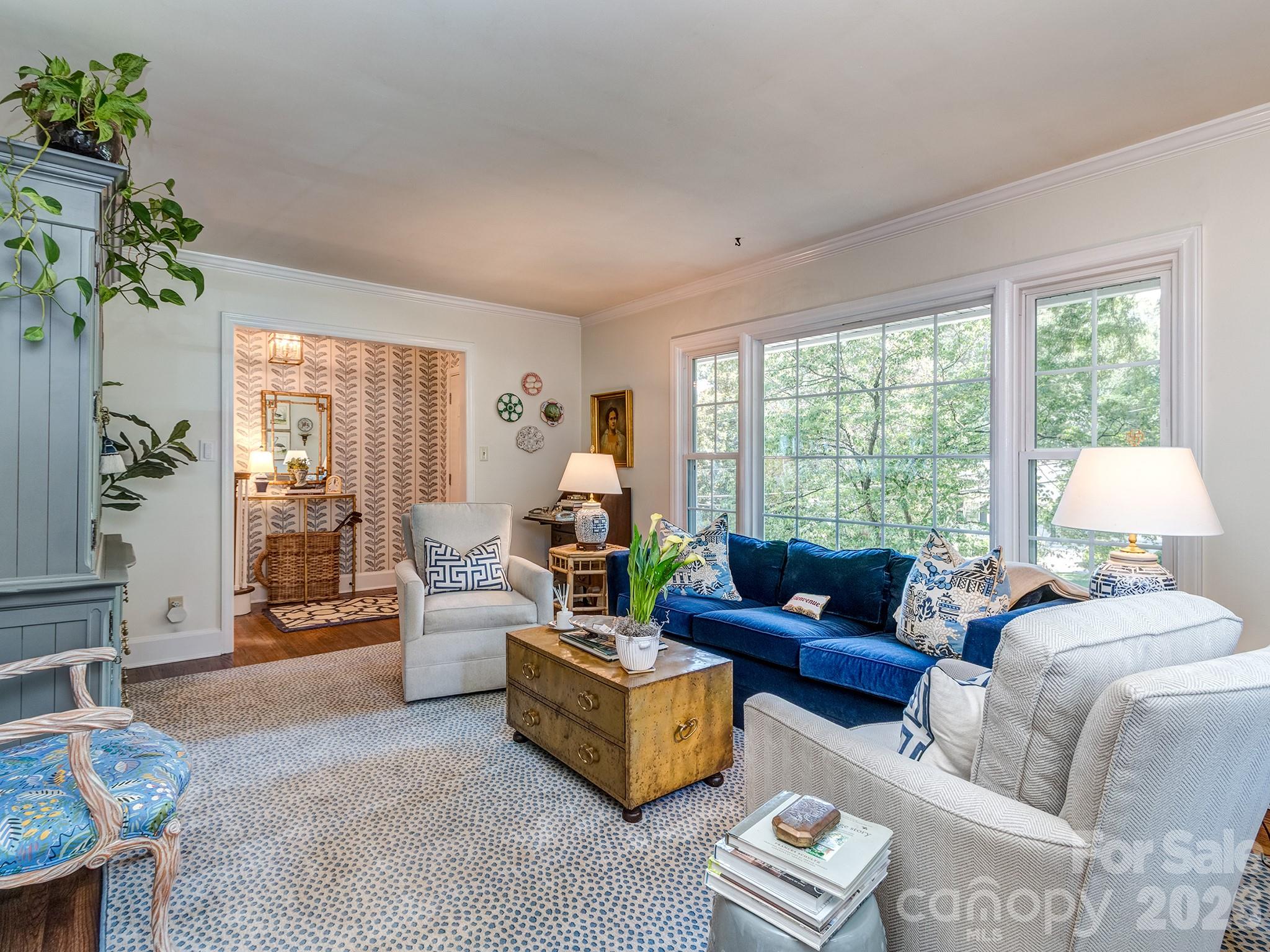 6817 Ronda Avenue Property Photo 1