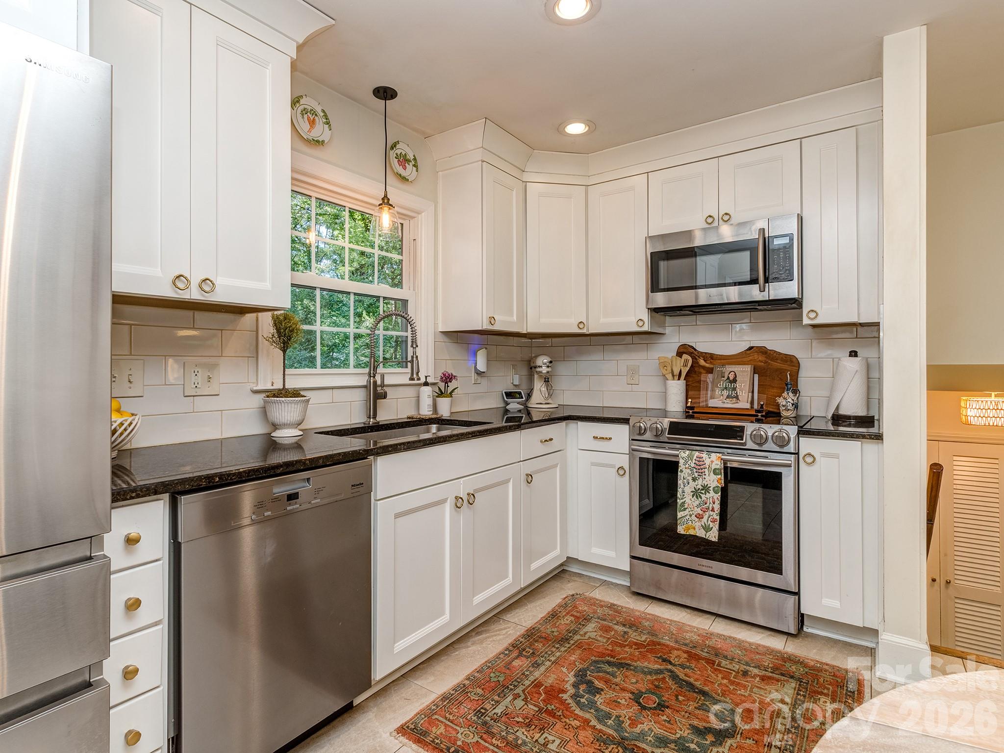 6817 Ronda Avenue Property Photo 10