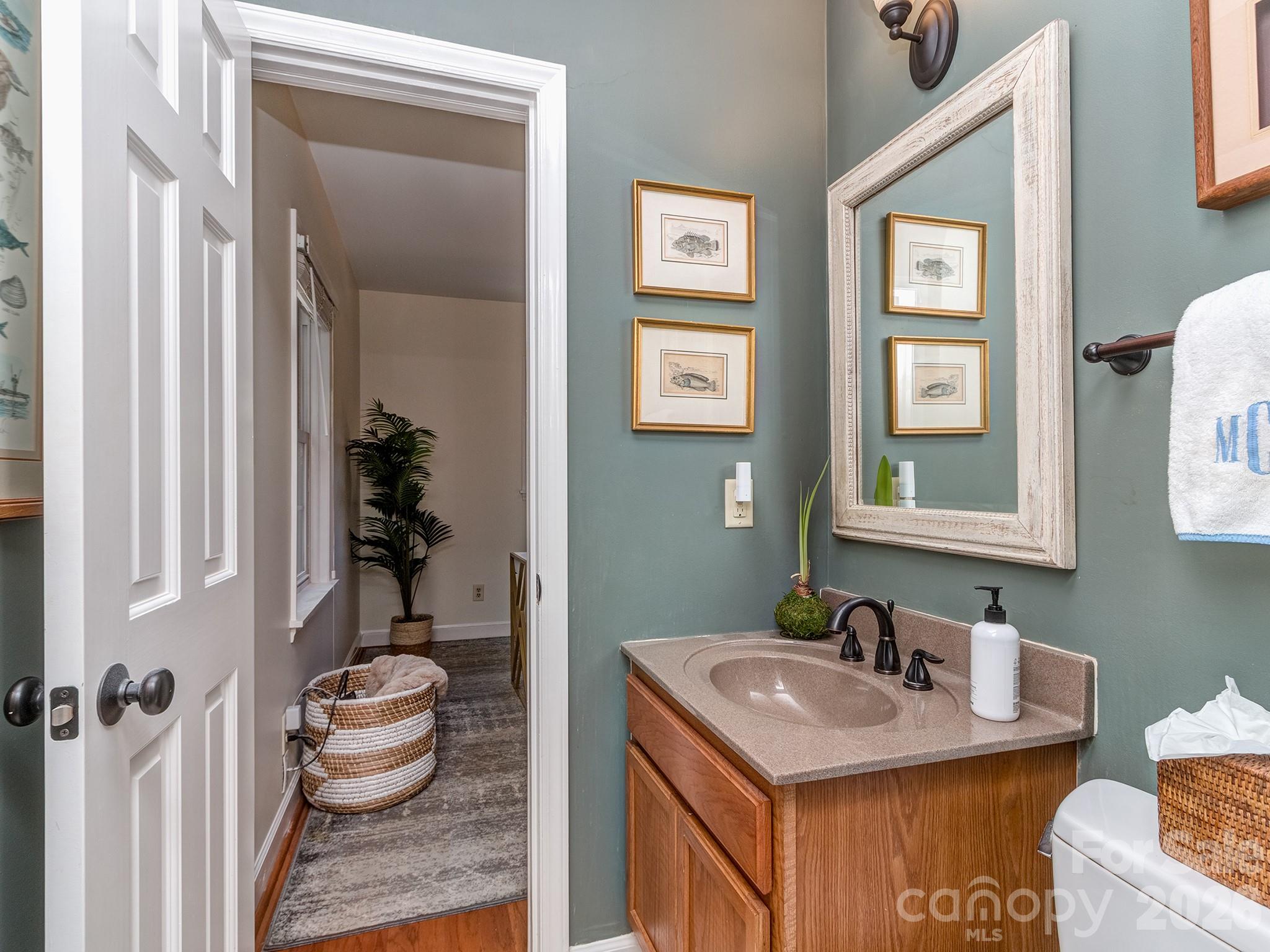 6817 Ronda Avenue Property Photo 21
