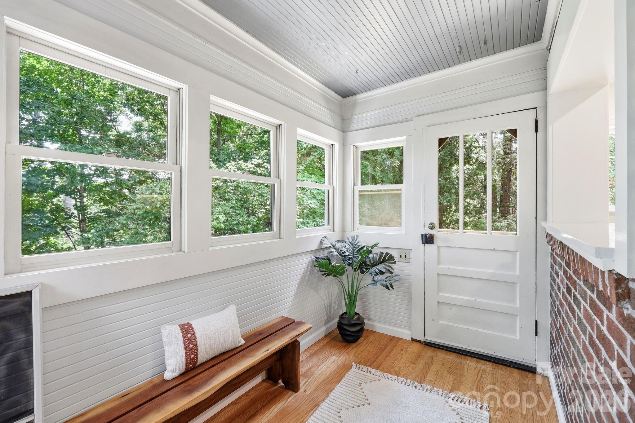 23 Warwick Place Property Photo 15