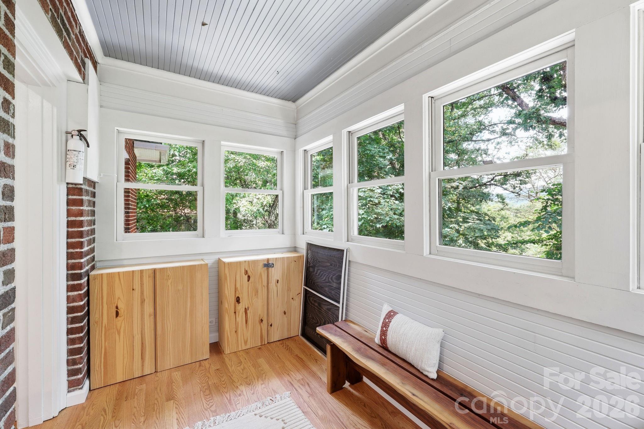 23 Warwick Place Property Photo 16