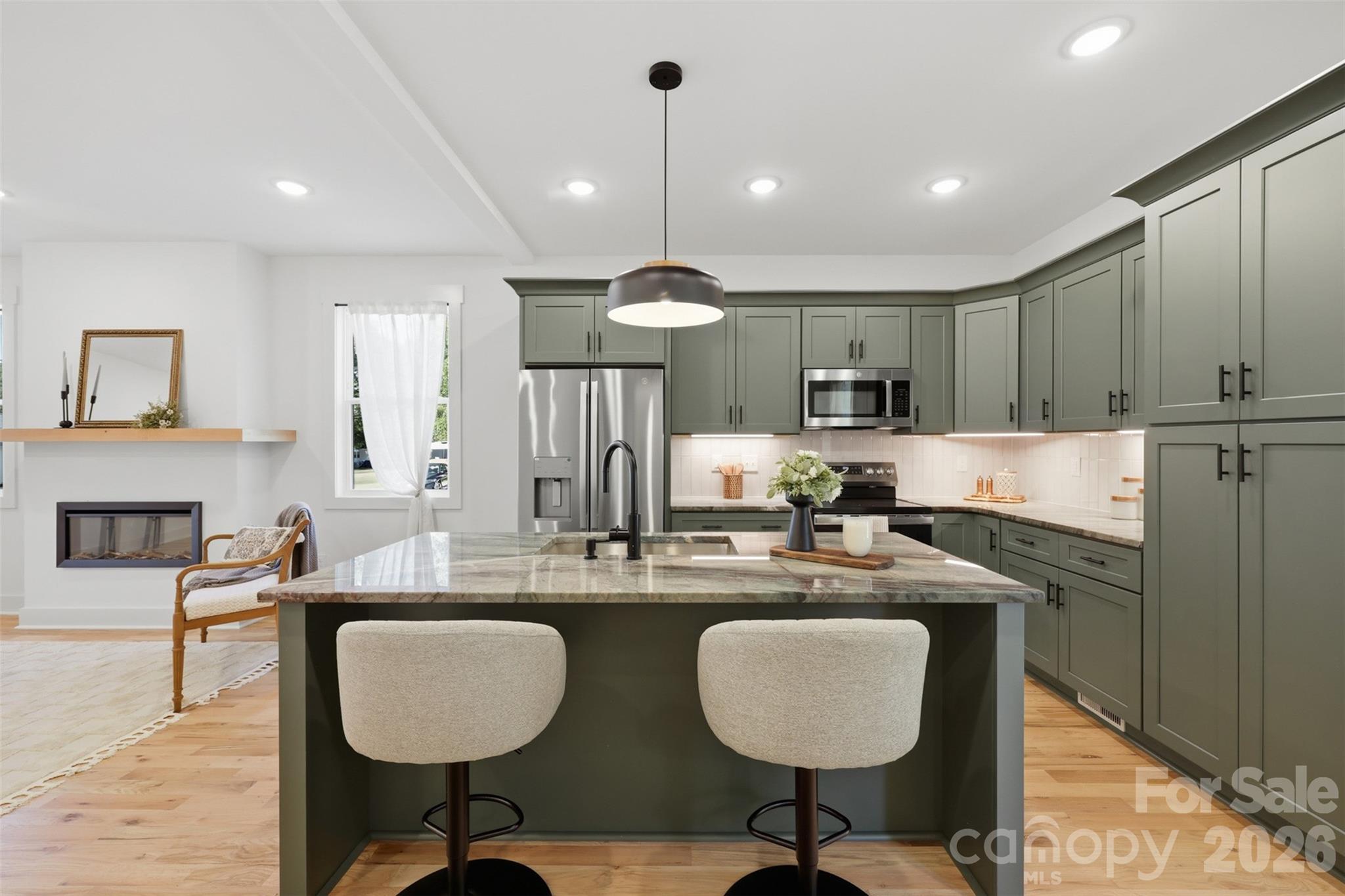 75 2nd Avenue Property Photo 18