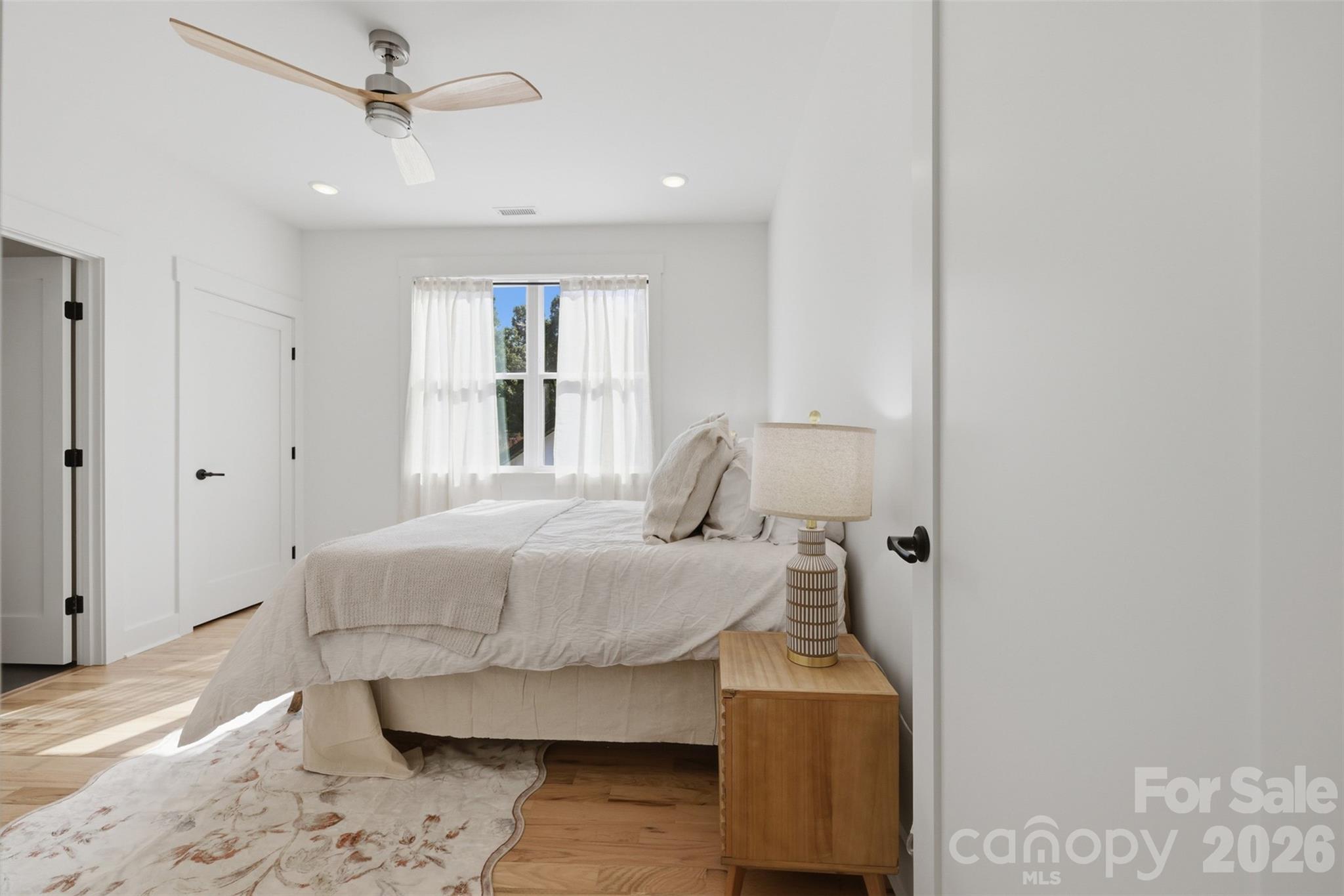 75 2nd Avenue Property Photo 36