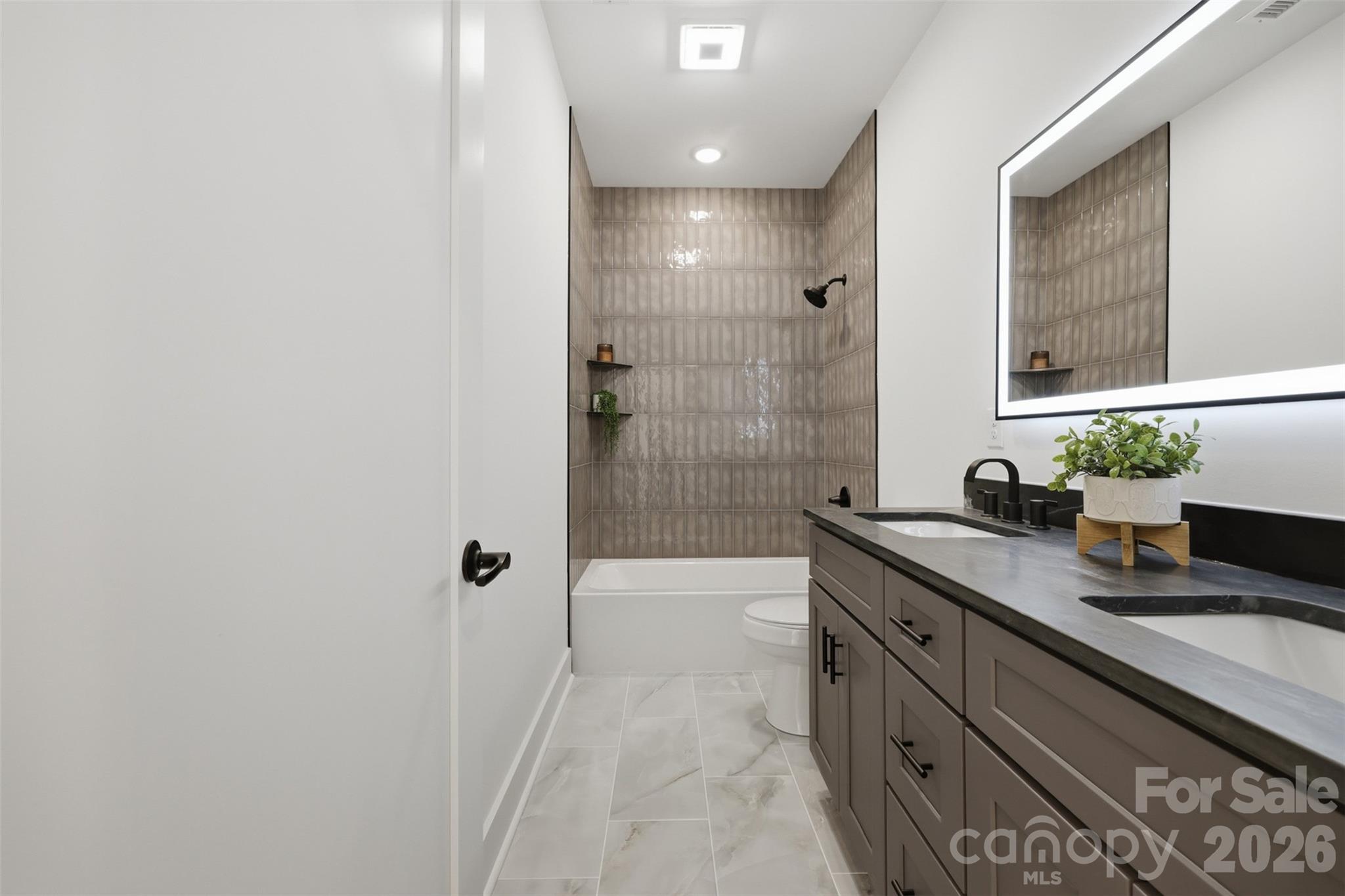 75 2nd Avenue Property Photo 38