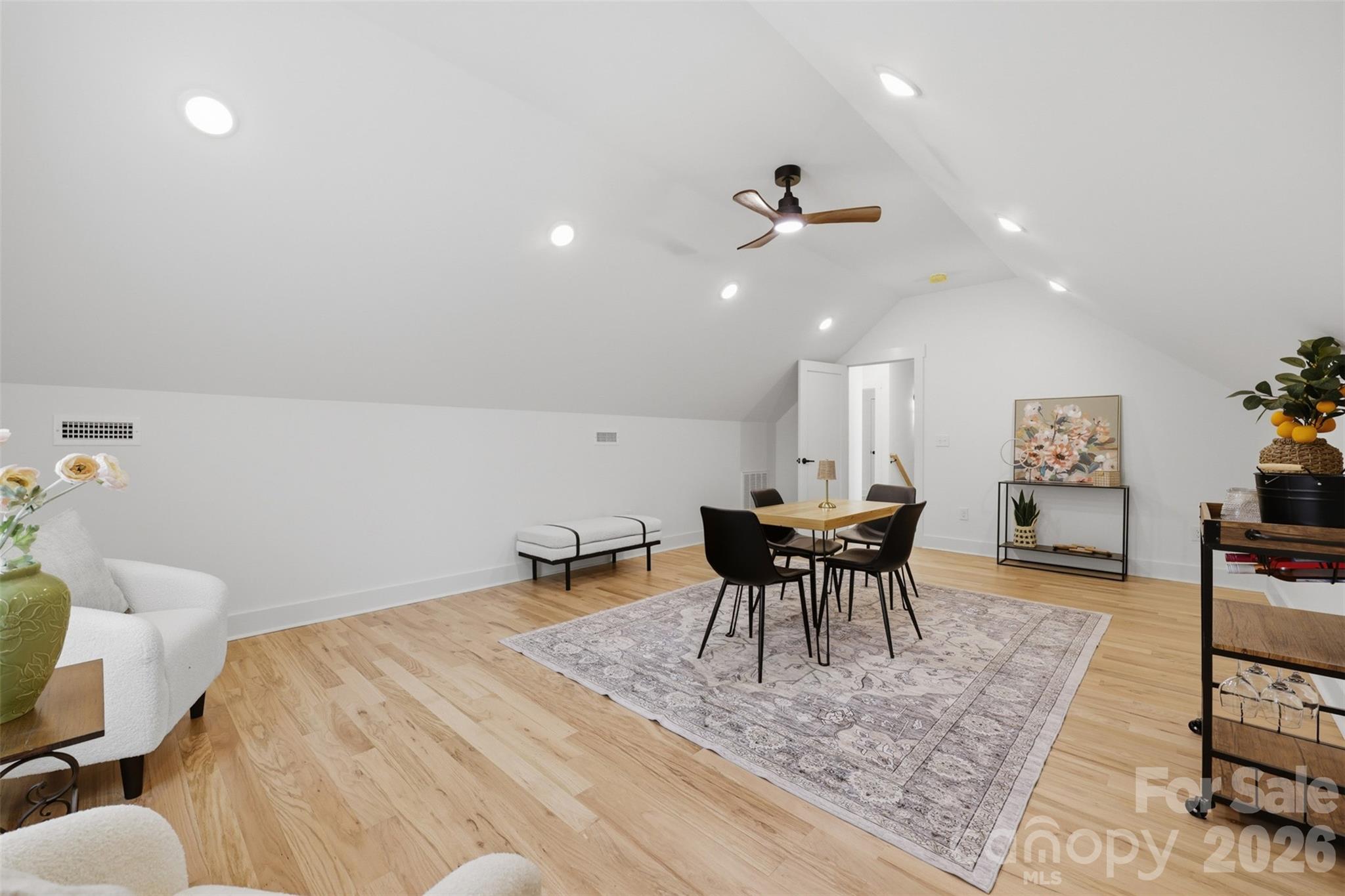75 2nd Avenue Property Photo 40