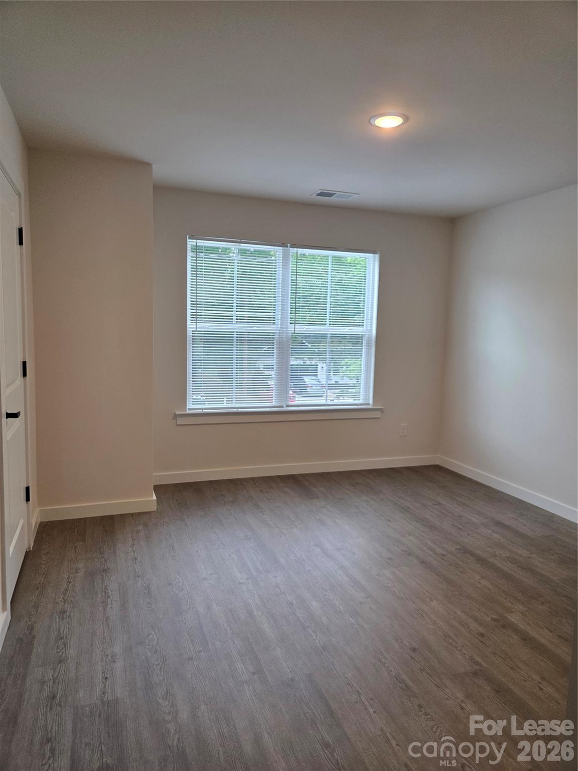 104 10th Avenue Property Photo 7