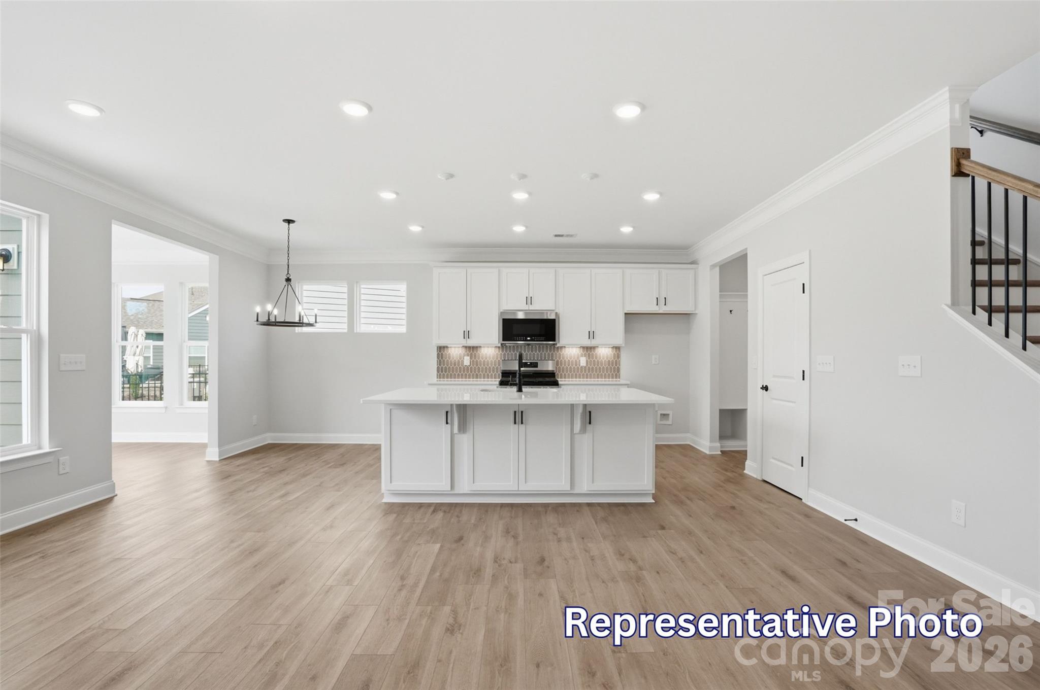 6016 New River Drive Property Photo 8