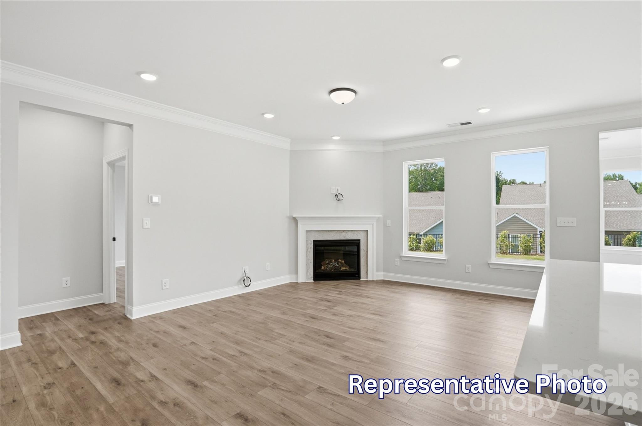 6016 New River Drive Property Photo 9