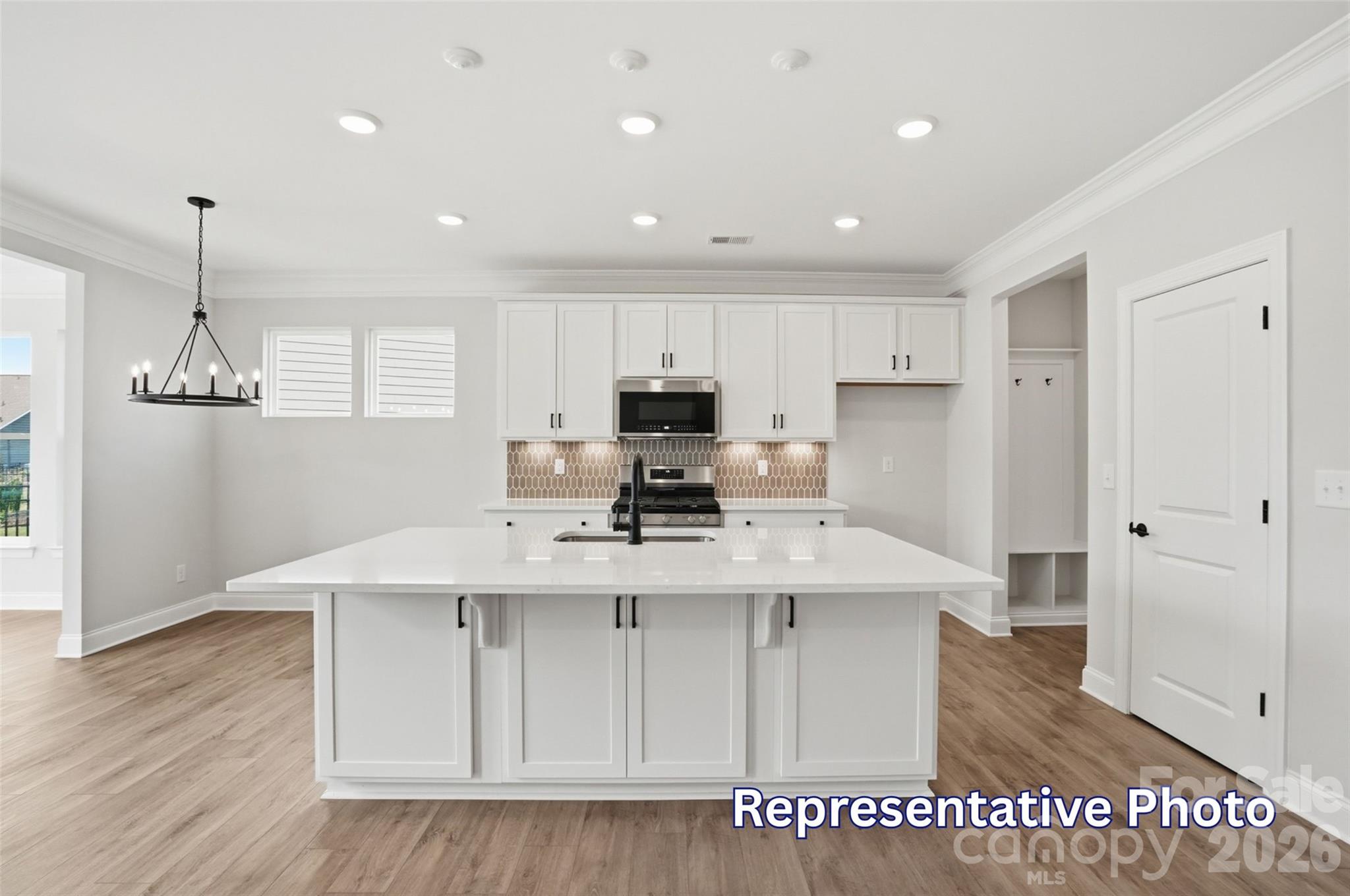 6016 New River Drive Property Photo 14