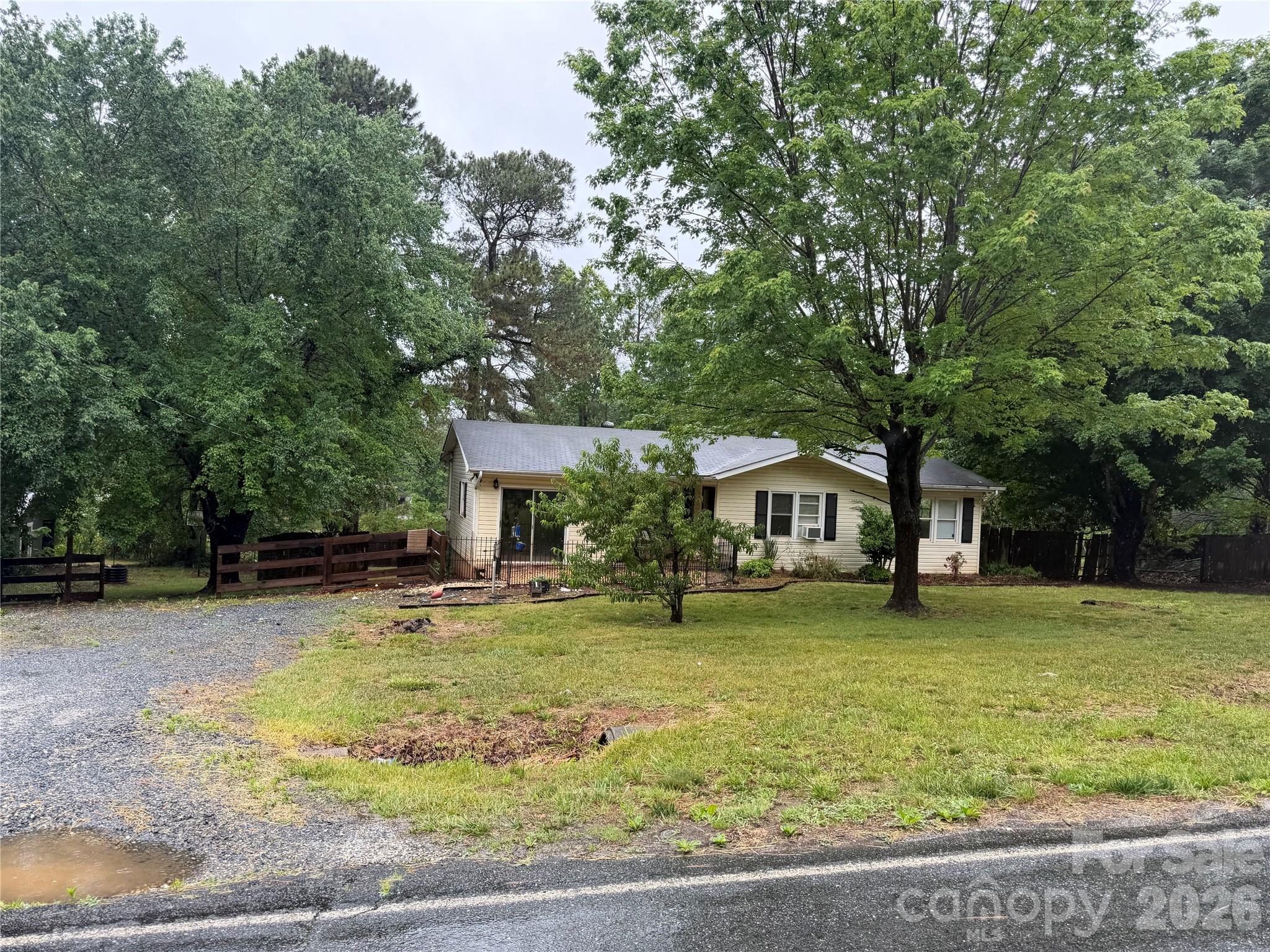 2723 Tatertown Loop Property Photo 22